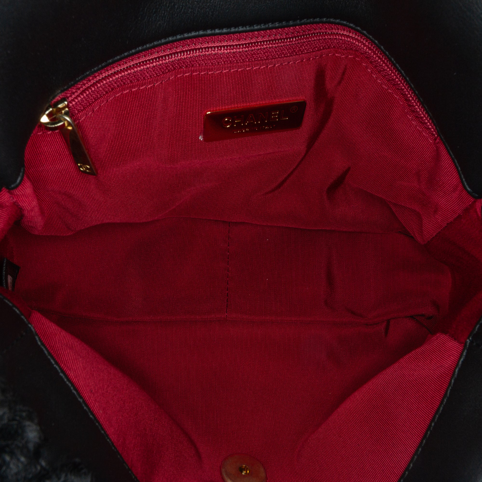 Chanel Medium Shearling 19 Flap - image 4