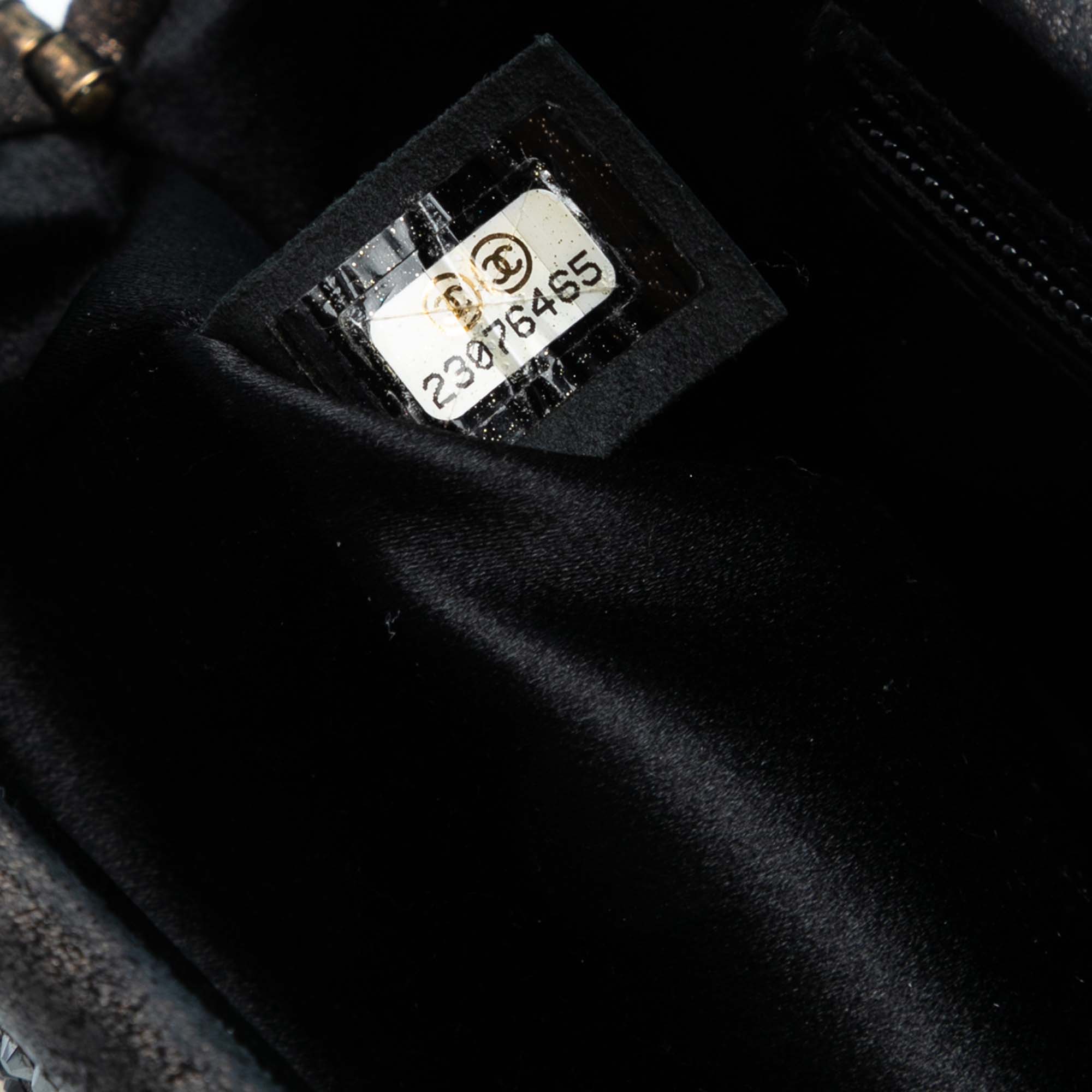 Chanel CC Glitter Lambskin Studded Frame Clutch on Chain - image 6
