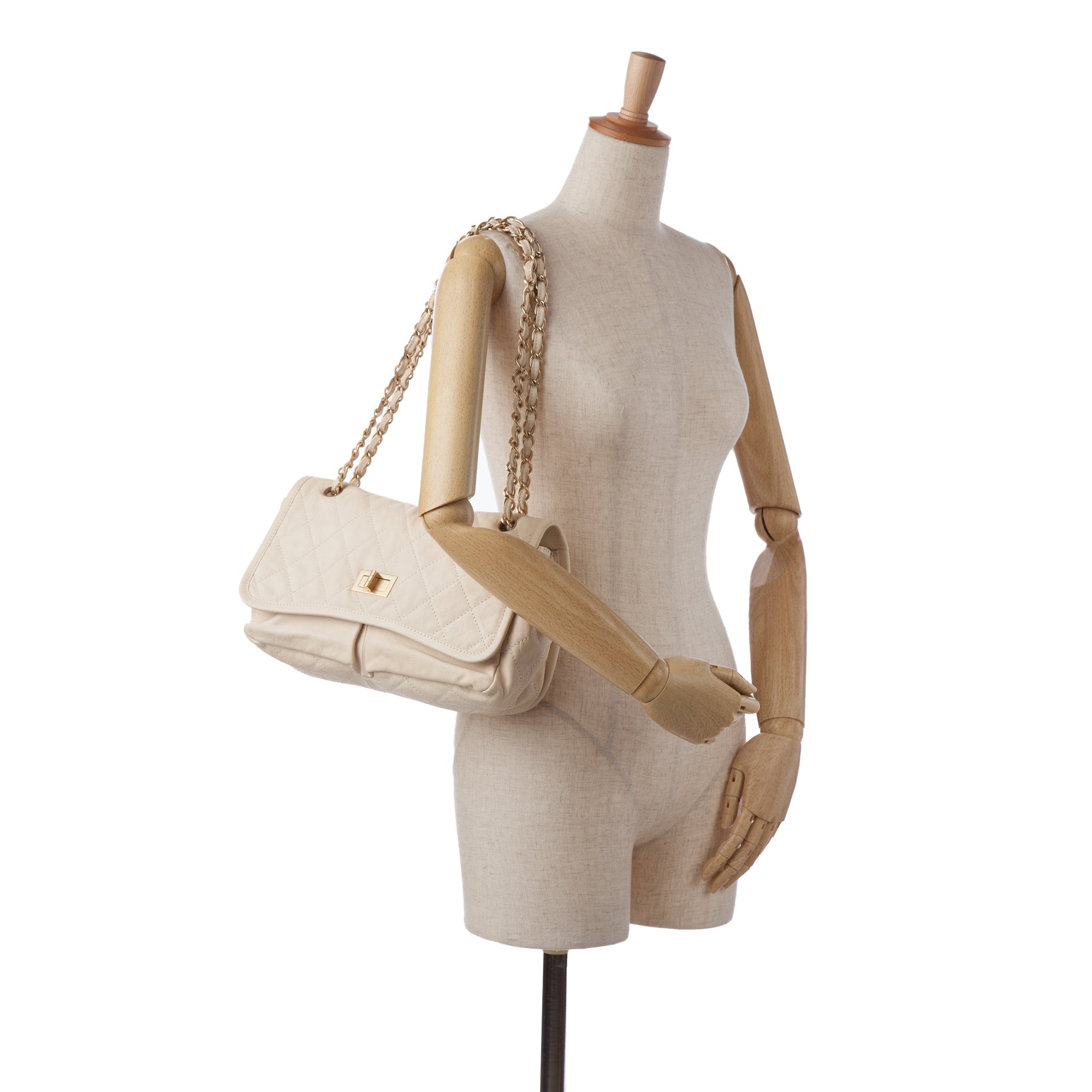Chanel Natural Beauty Split Pocket - image 9