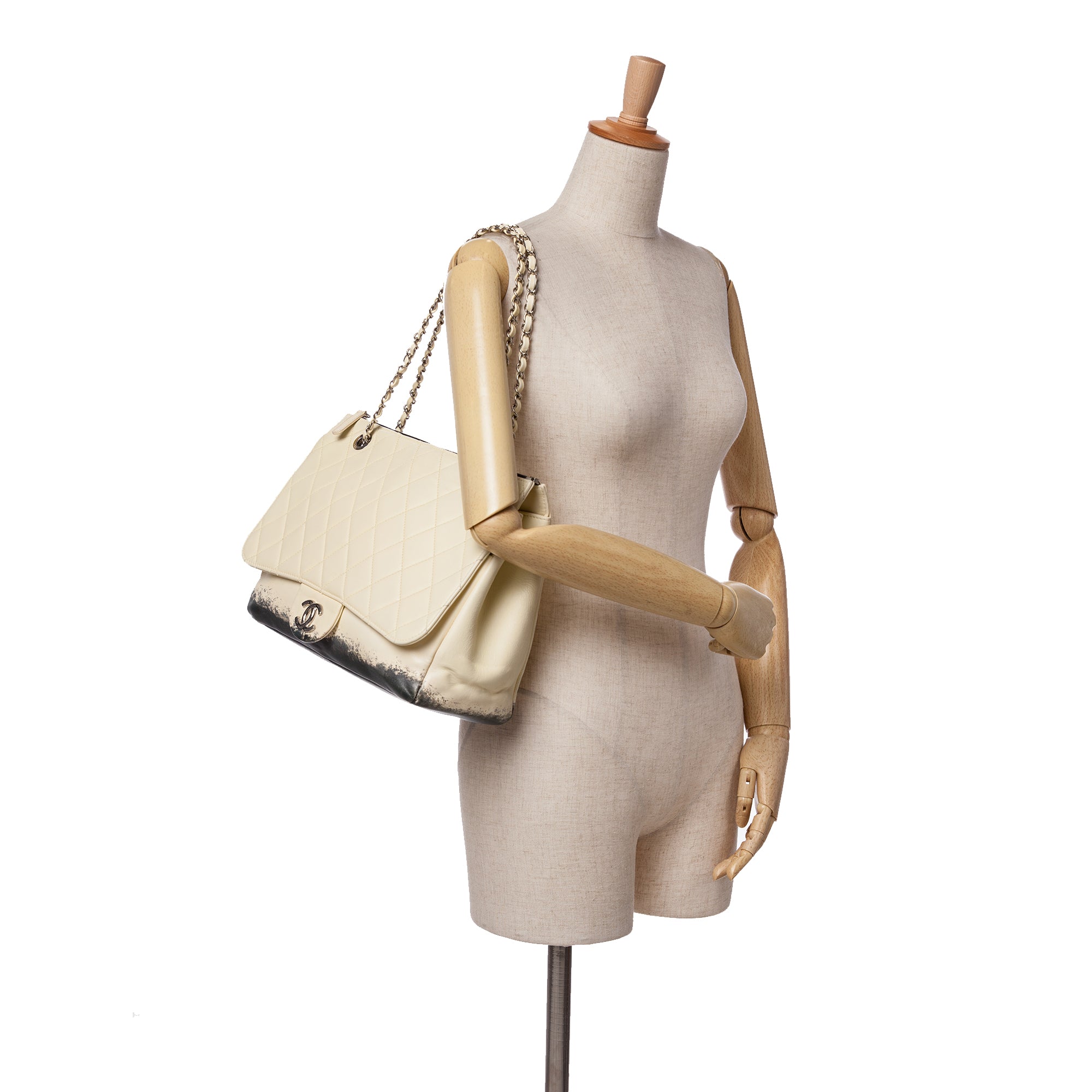 Chanel Maxi Quilted Calfskin Blizzard Zip Top Flap - image 9