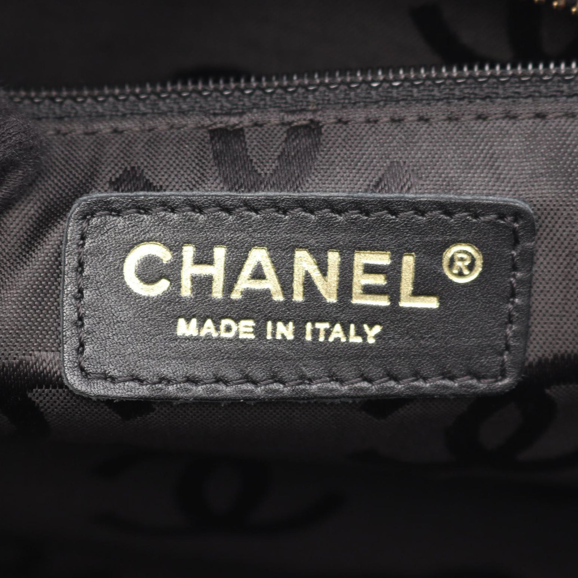 Chanel CC Calfskin Wild Stitch Handbag - image 4