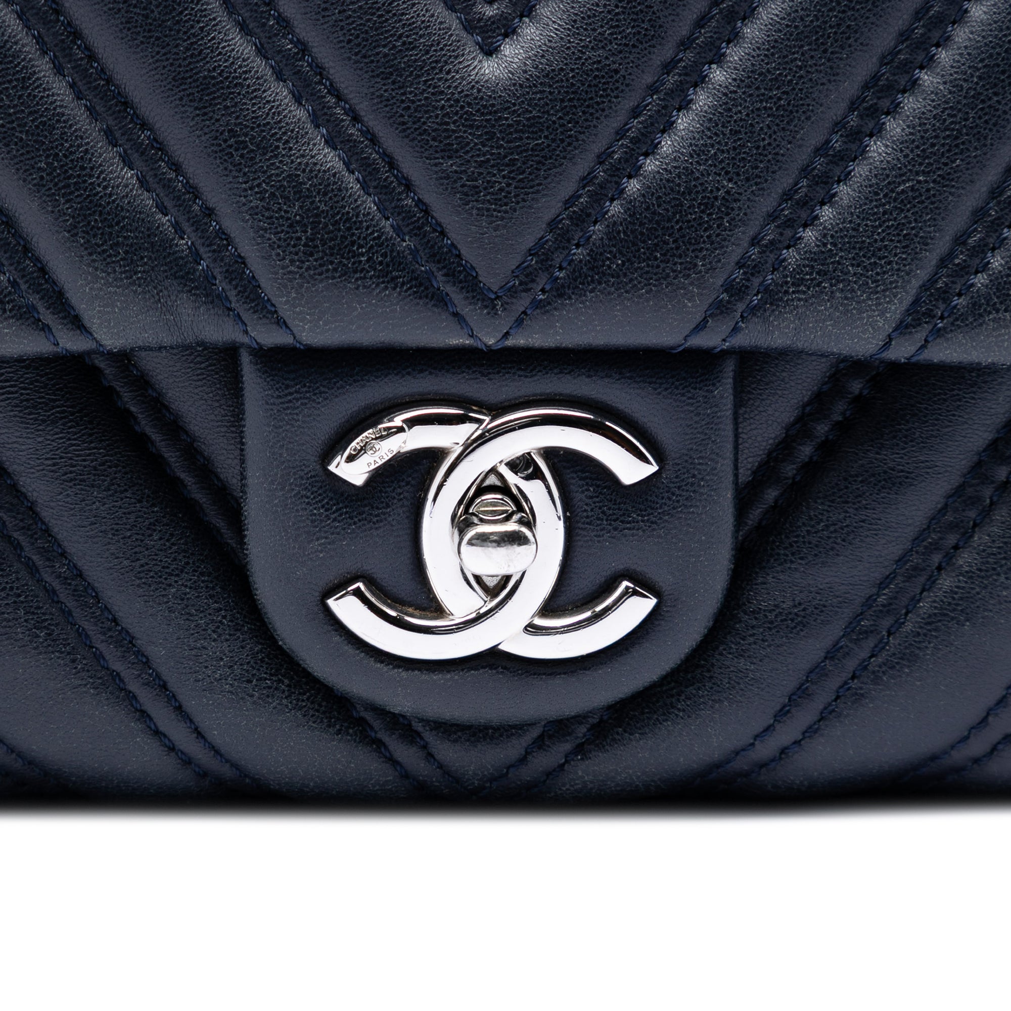 Chanel Jumbo Classic Chevron Lambskin Double Stitch Single Flap - image 5