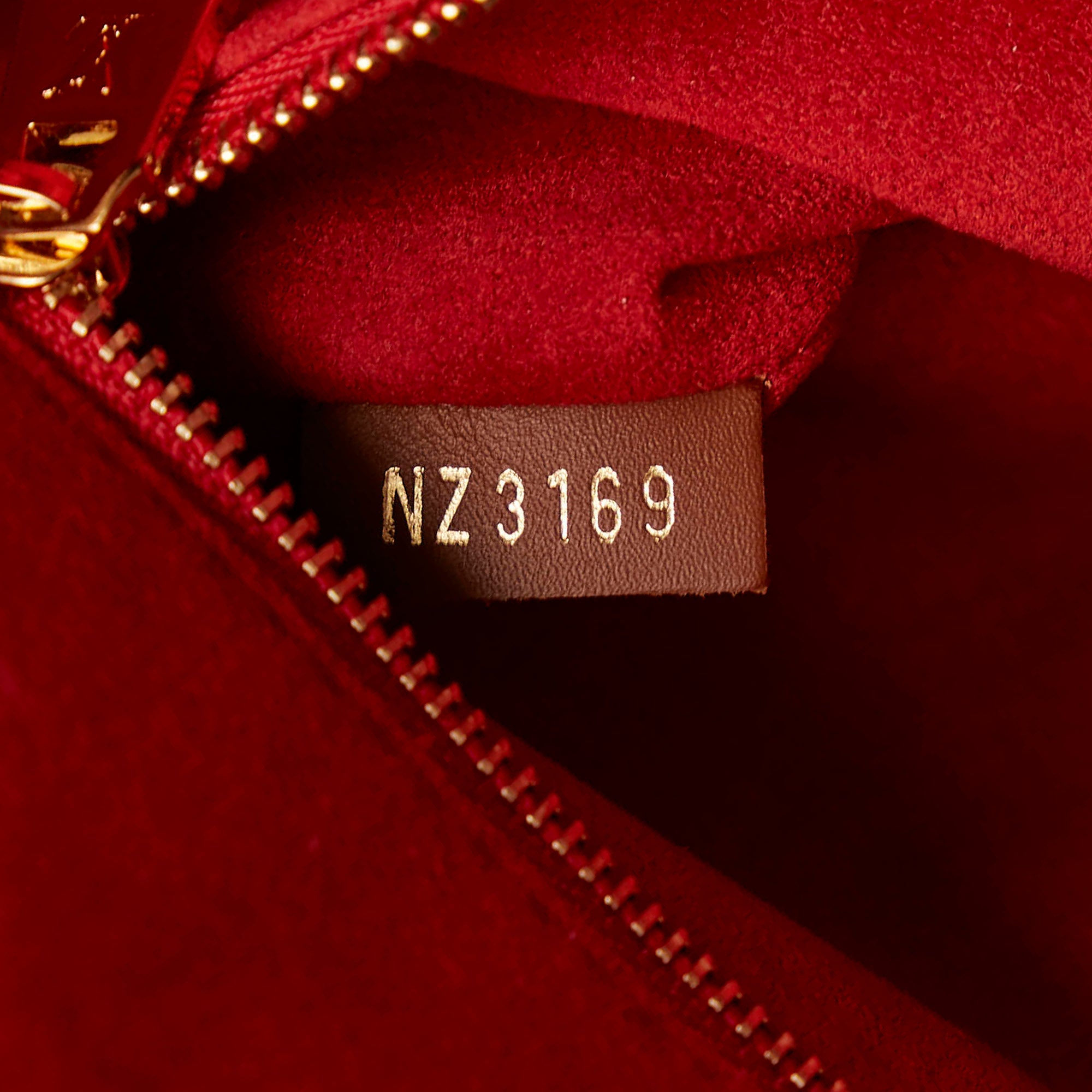 Louis Vuitton Monogram Giant Shearling Teddy Onthego GM - image 7