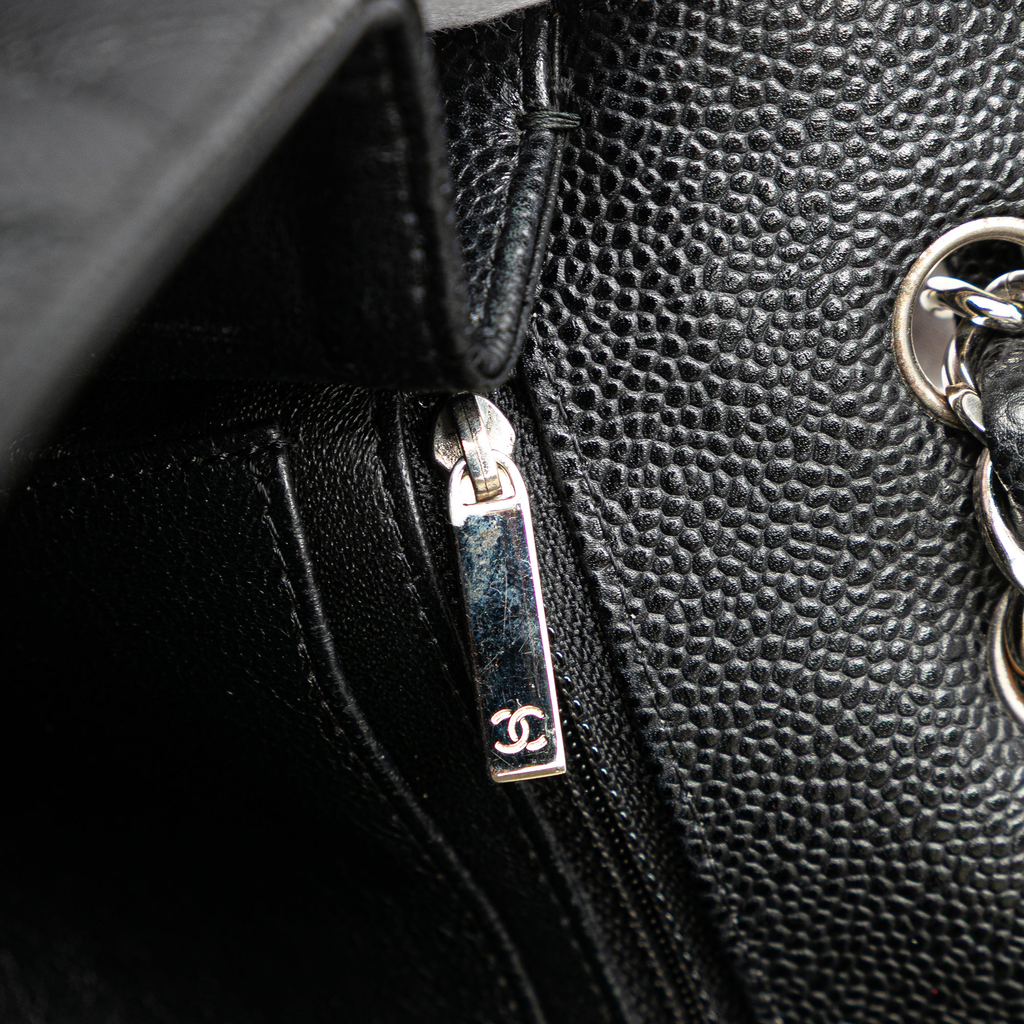 Chanel Jumbo Classic Caviar Double Flap - image 7