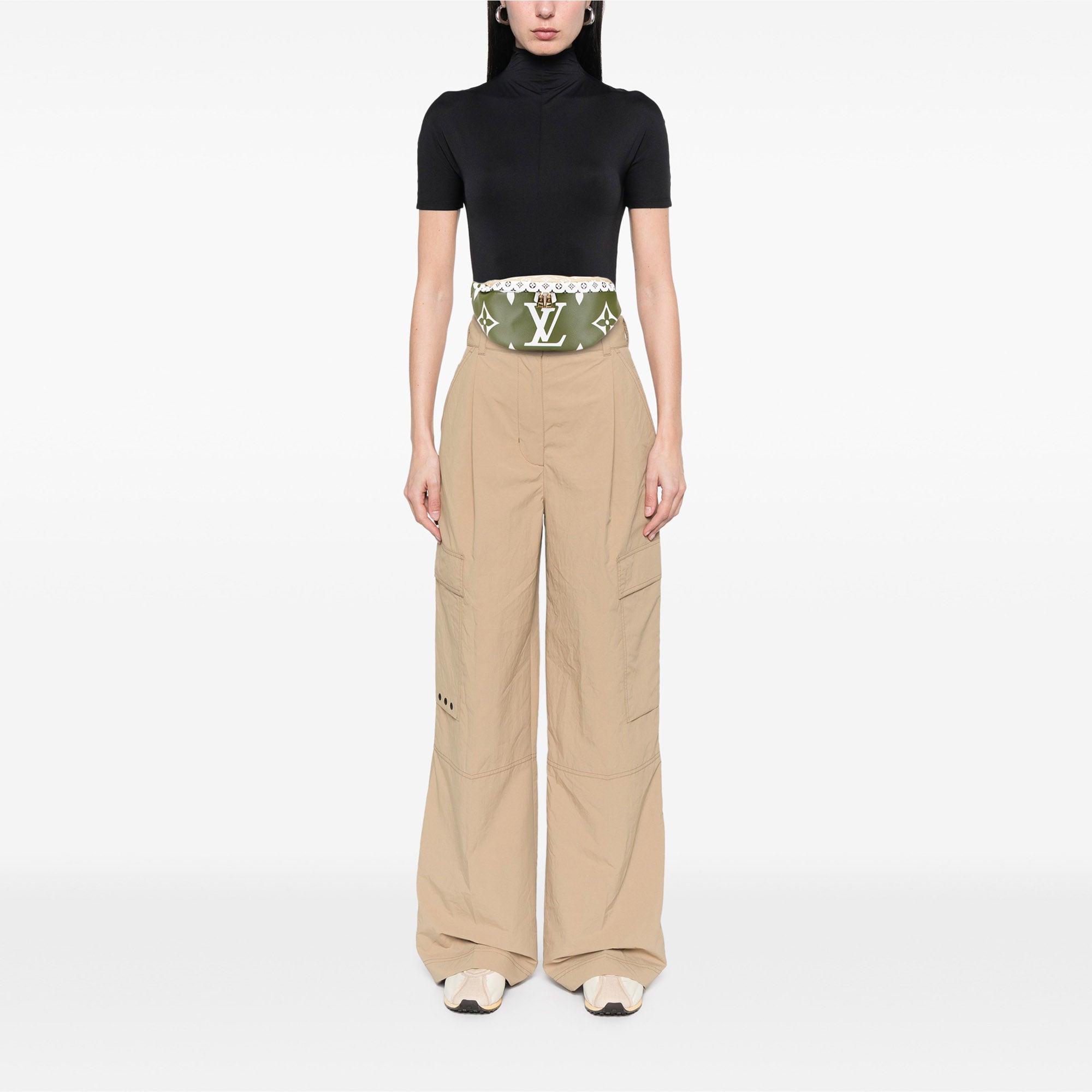 Louis Vuitton Monogram Giant Bumbag - image 10