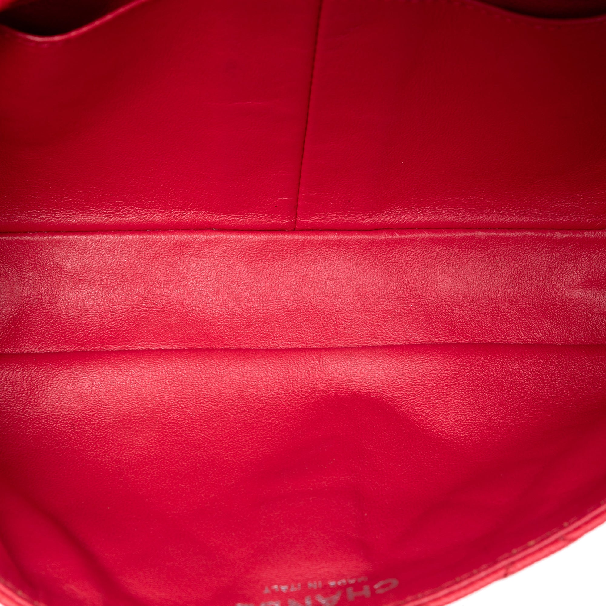 Chanel Classic Caviar East West Single Flap - image 4