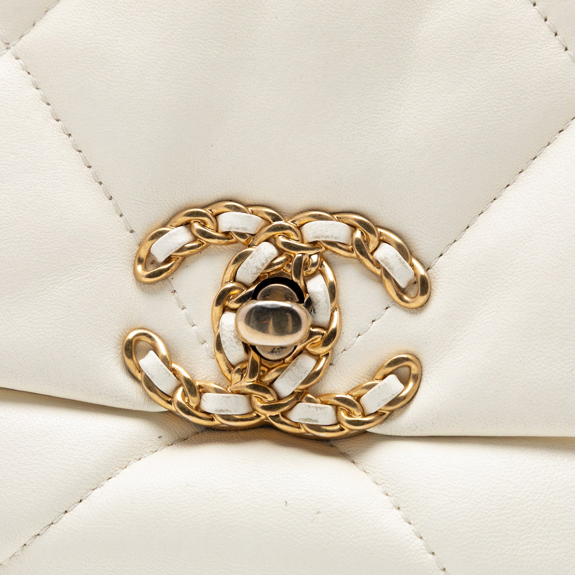 Chanel Medium Lambskin 19 Flap - image 6