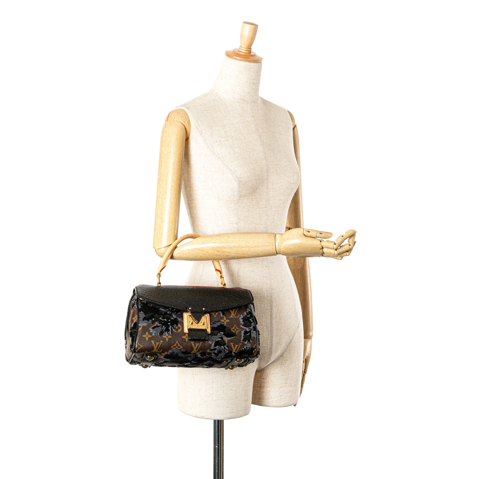 Louis Vuitton Monogram Fleur De Jais Carrousel - image 14