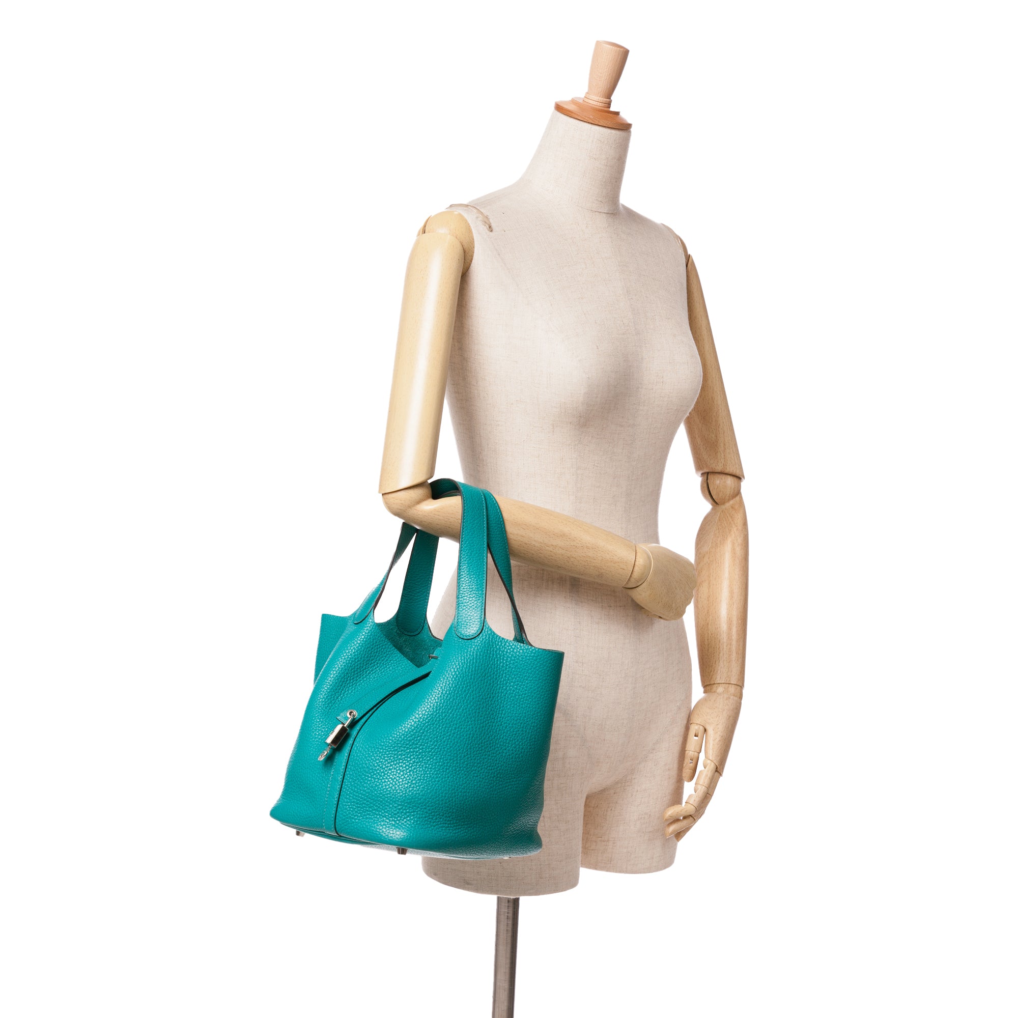 Hermès Clemence Picotin Lock 22 - image 7