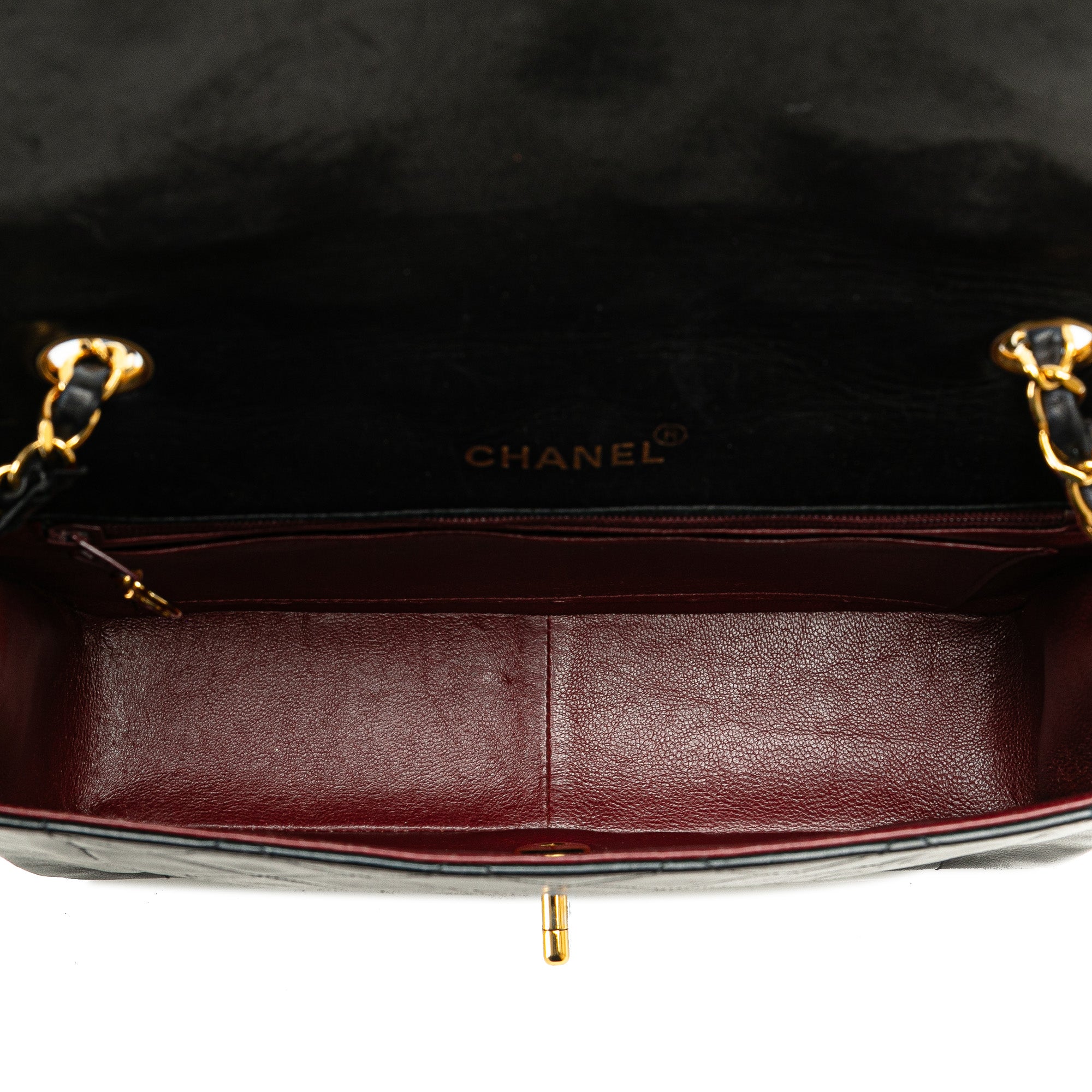 Chanel Medium Lambskin Diana Flap - image 4