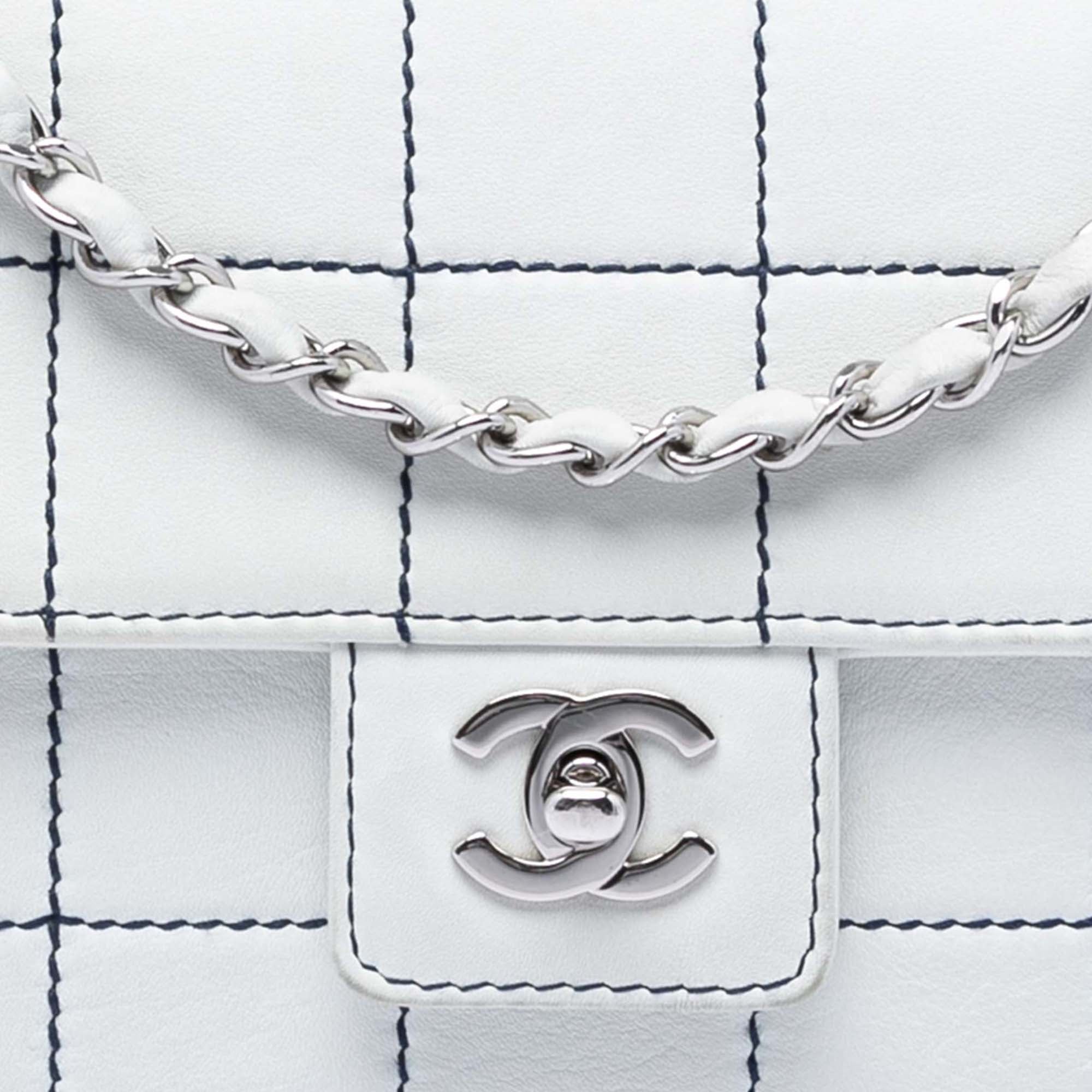 Chanel Medium Chocolate Bar Lambskin Stitched Flap - image 5