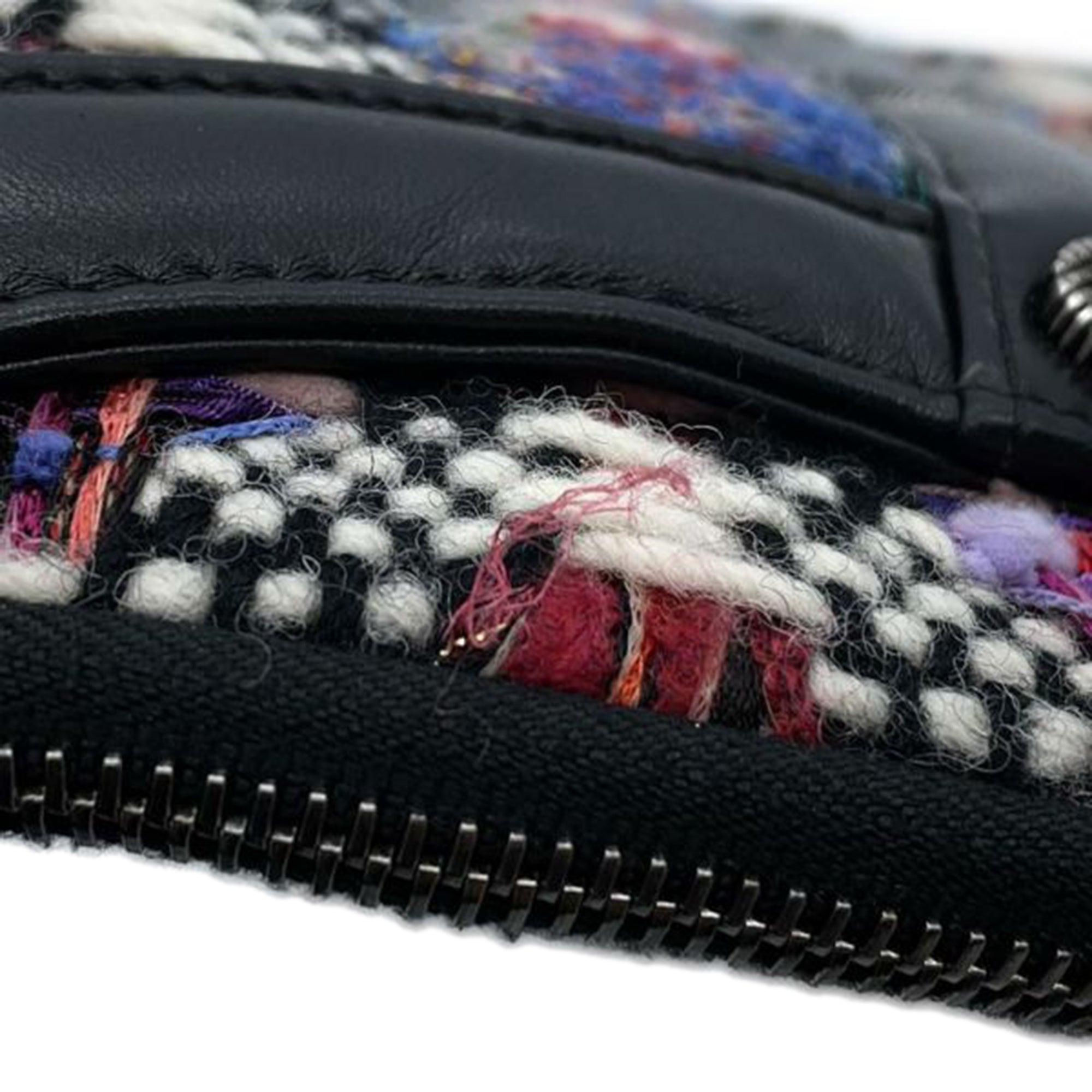 Chanel Small Tweed and Lambskin Girl Clutch on Chain - image 10
