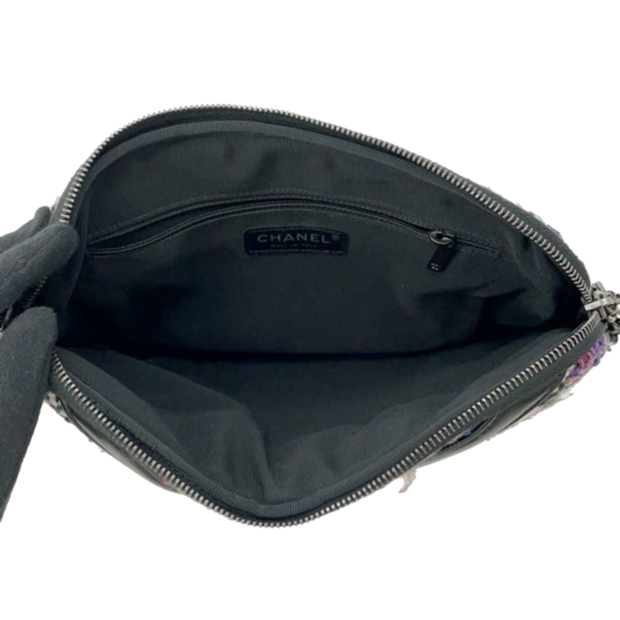 Chanel Small Tweed and Lambskin Girl Clutch on Chain - image 4