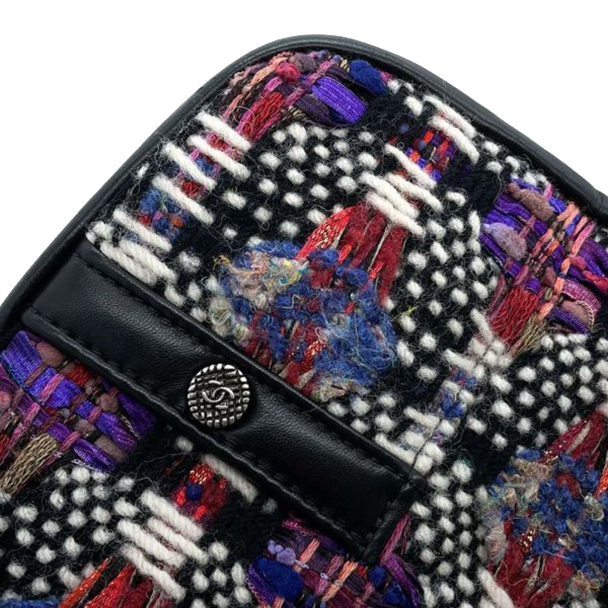 Chanel Small Tweed and Lambskin Girl Clutch on Chain - image 9