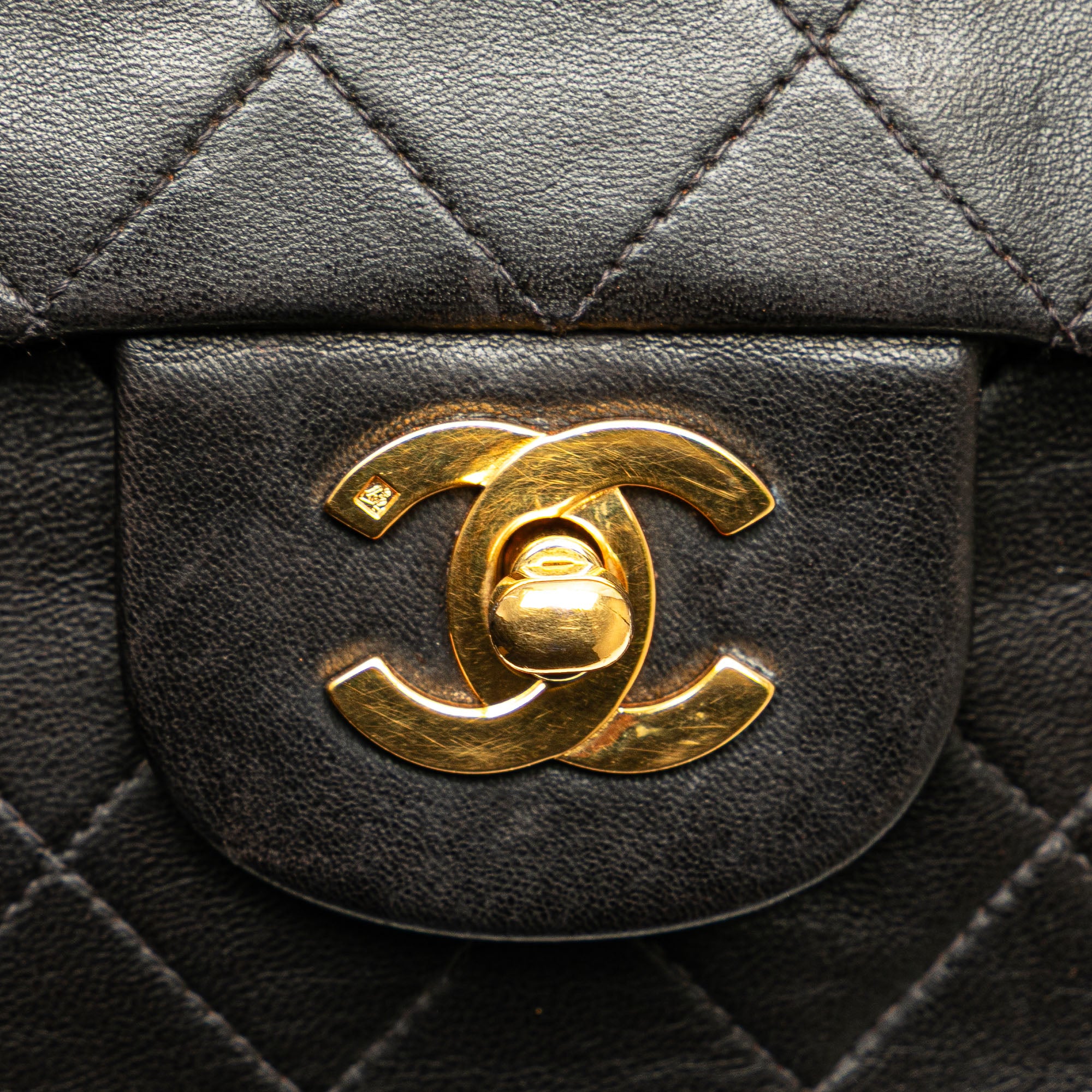 Chanel Medium Classic Lambskin Double Flap - image 6