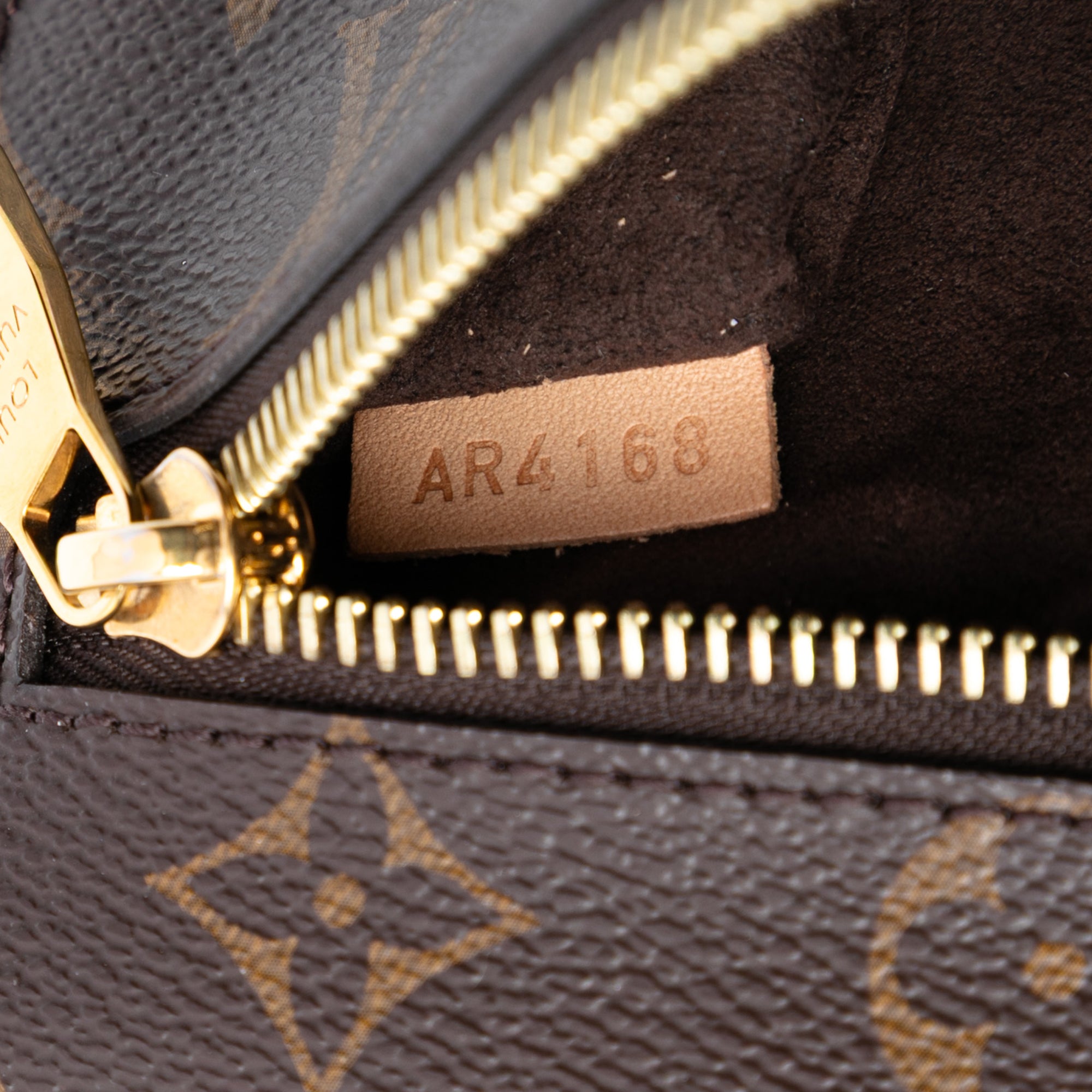 Louis Vuitton Monogram Pochette Metis - image 5