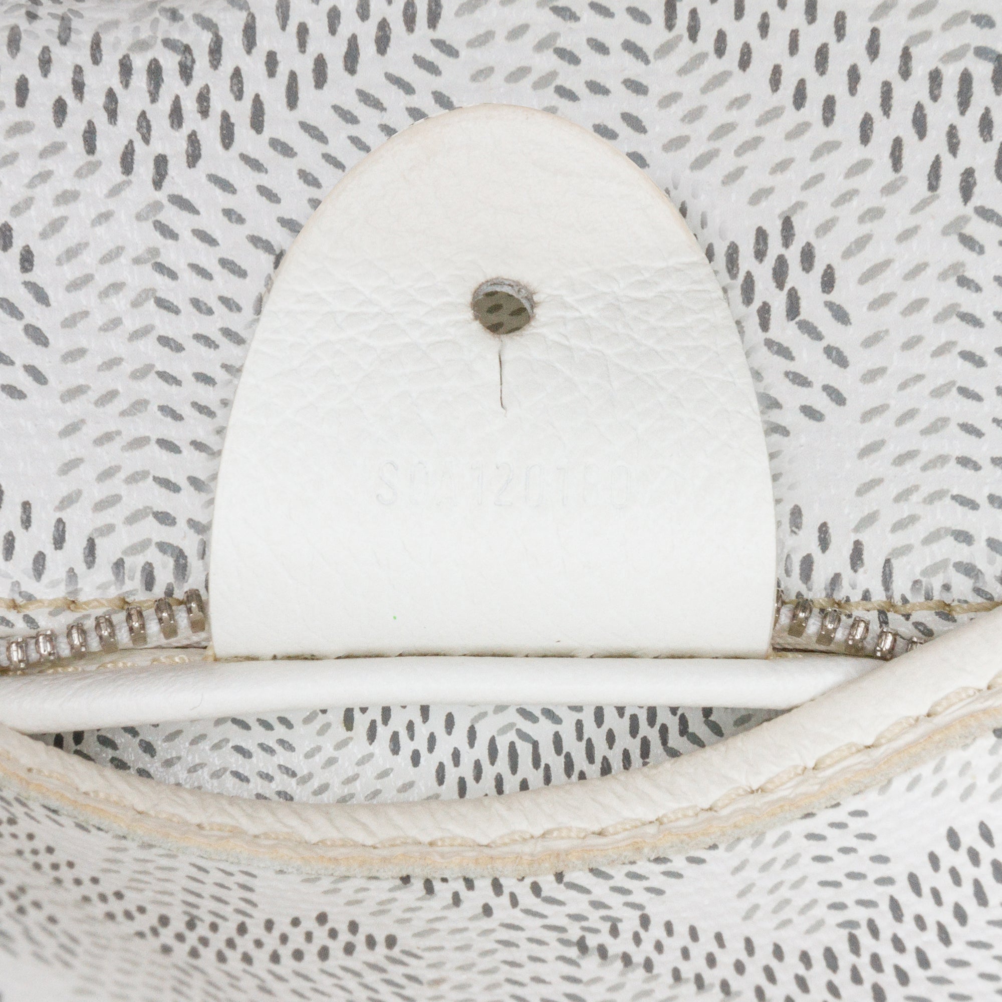 Goyard Goyardine Artois PM - image 6