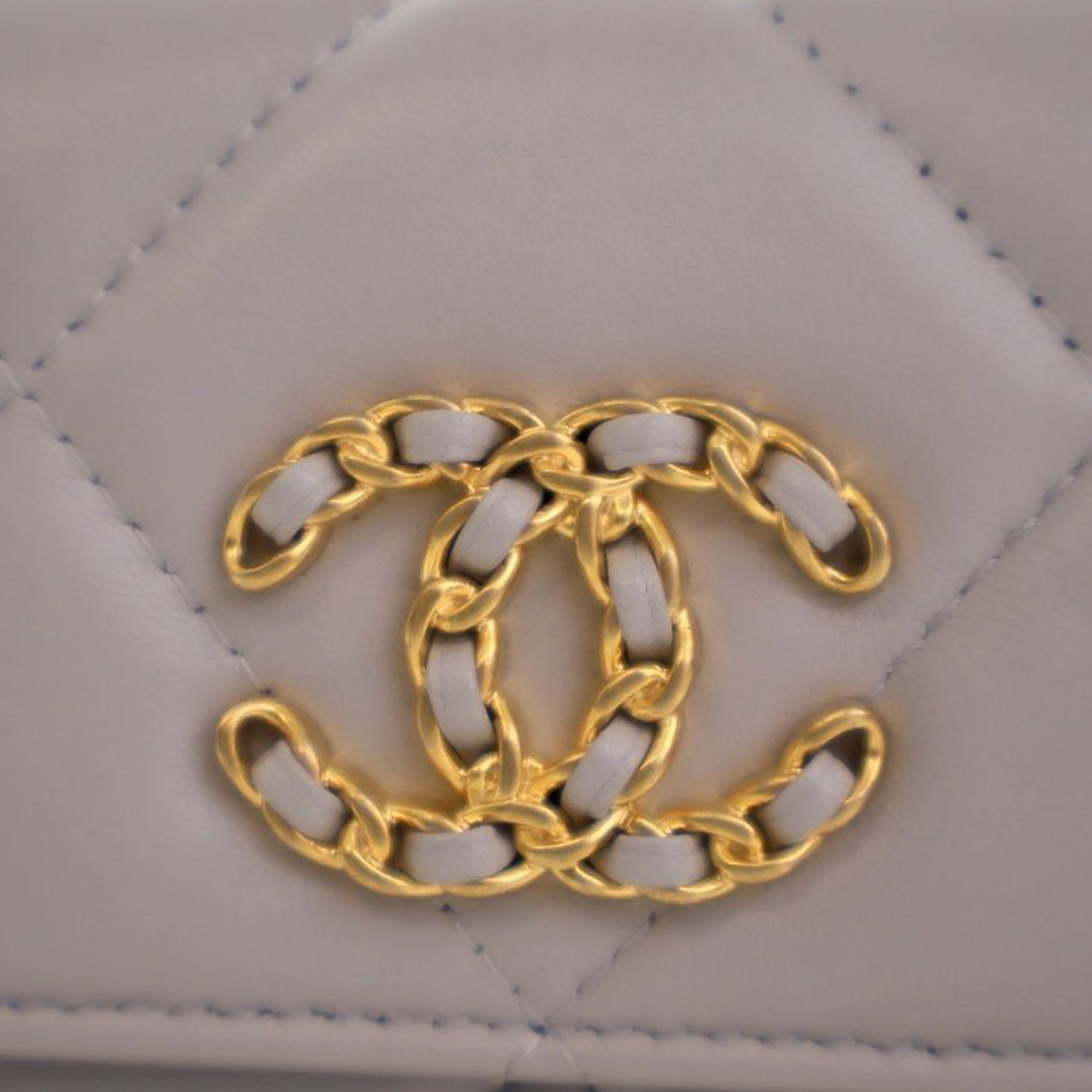 Chanel Quilted Lambskin 19 Flap Coin Purse With Chain - image 5