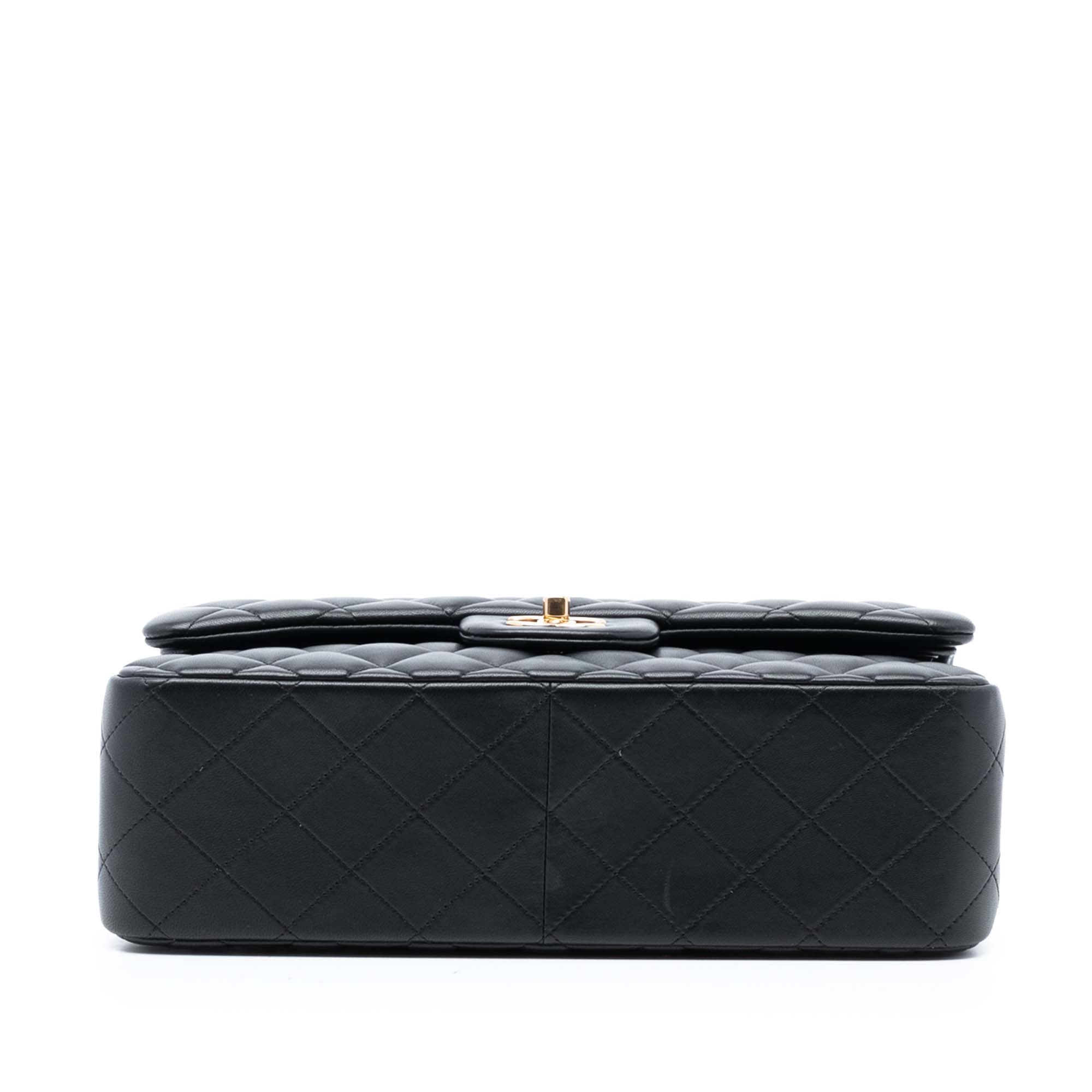 Chanel Jumbo Classic Lambskin Double Flap - image 3