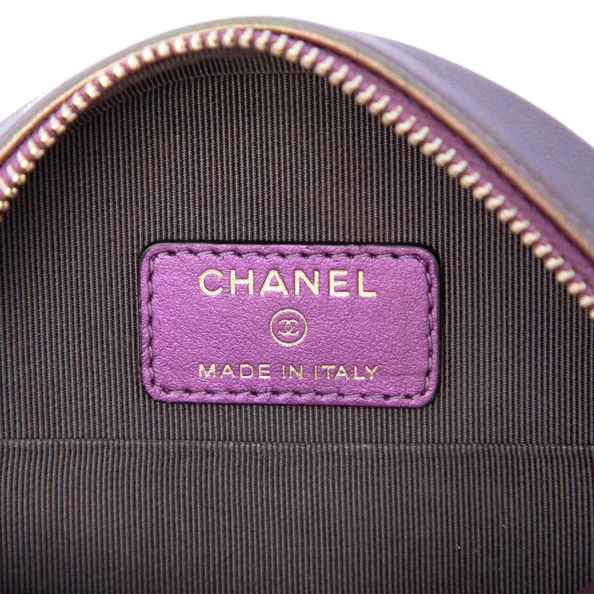 Chanel Quilted Iridescent Lambskin Round Clutch With Chain - image 5