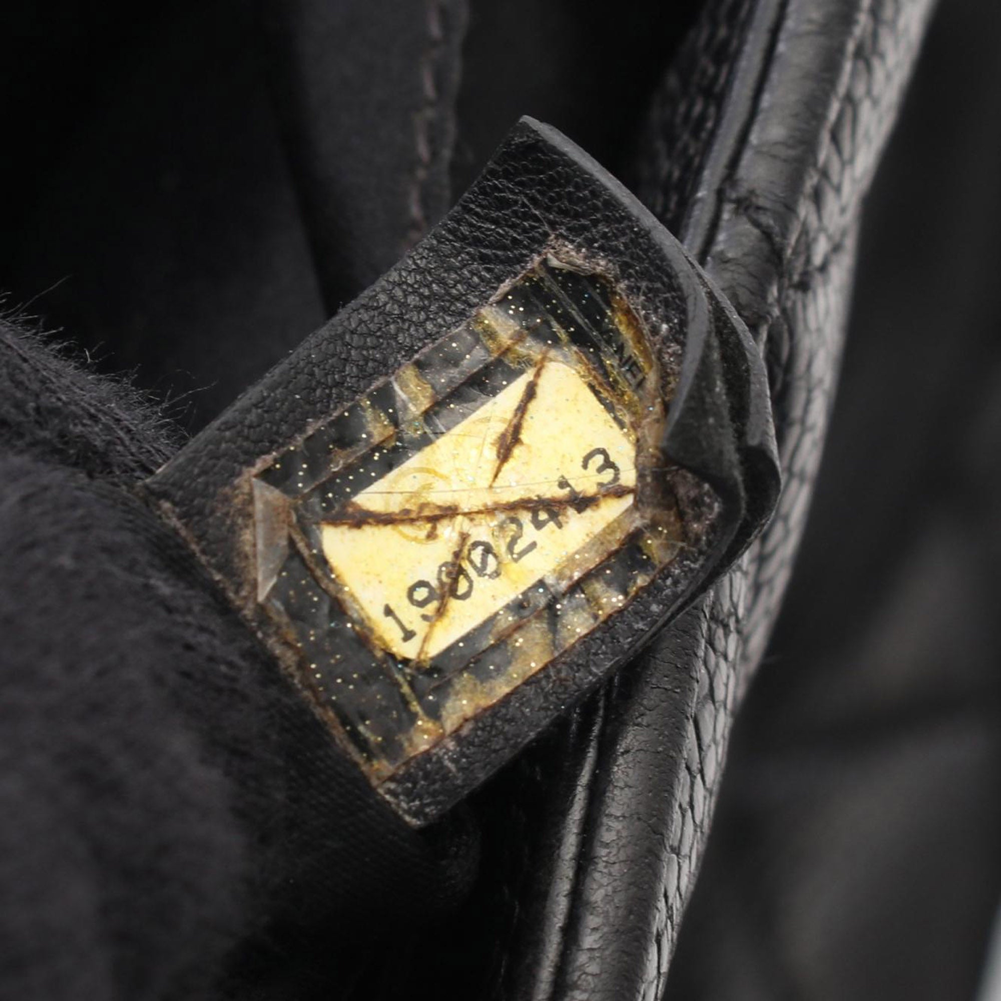 Chanel Caviar Grand Shopping Tote - image 6