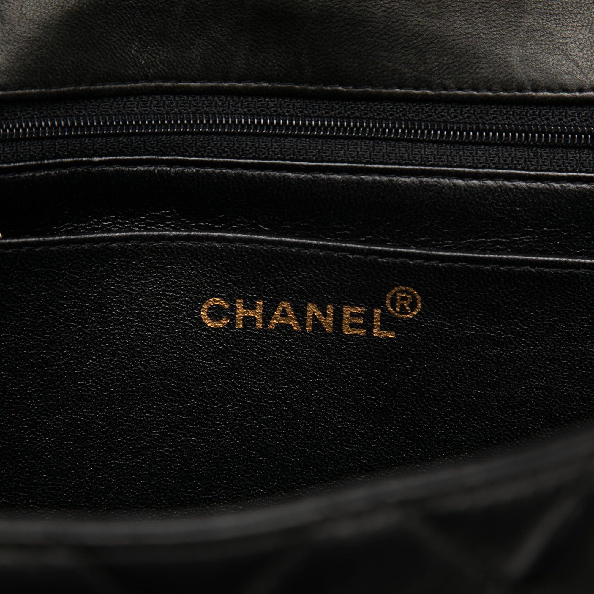 Chanel Jumbo Classic Lambskin Single Flap - image 5