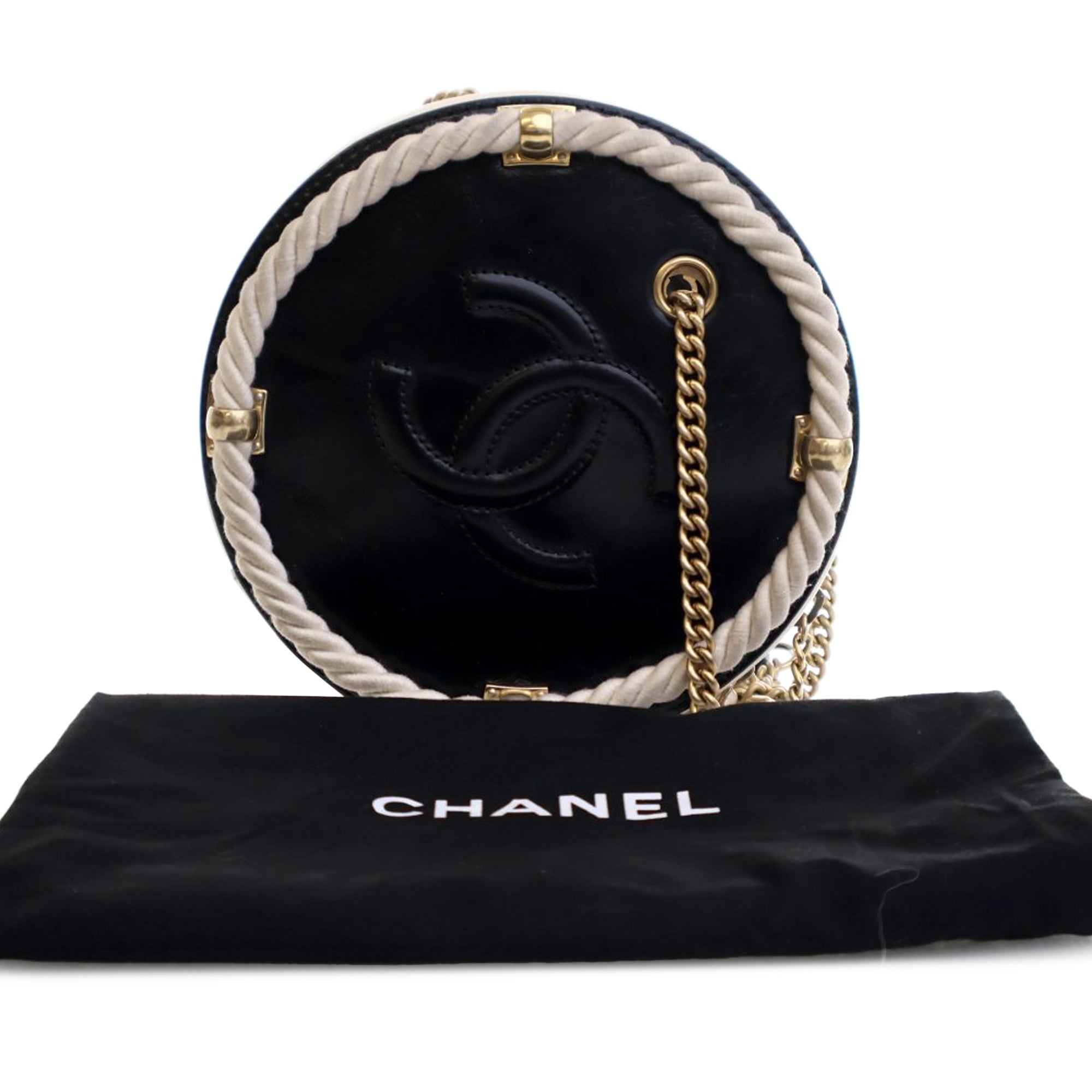 Chanel Crumpled Calfskin En Vogue Round Bag - image 14
