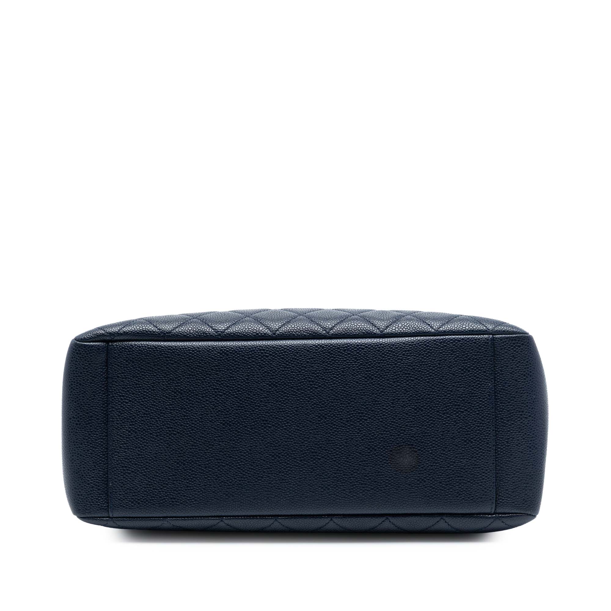 Chanel Caviar Grand Shopping Tote - image 3