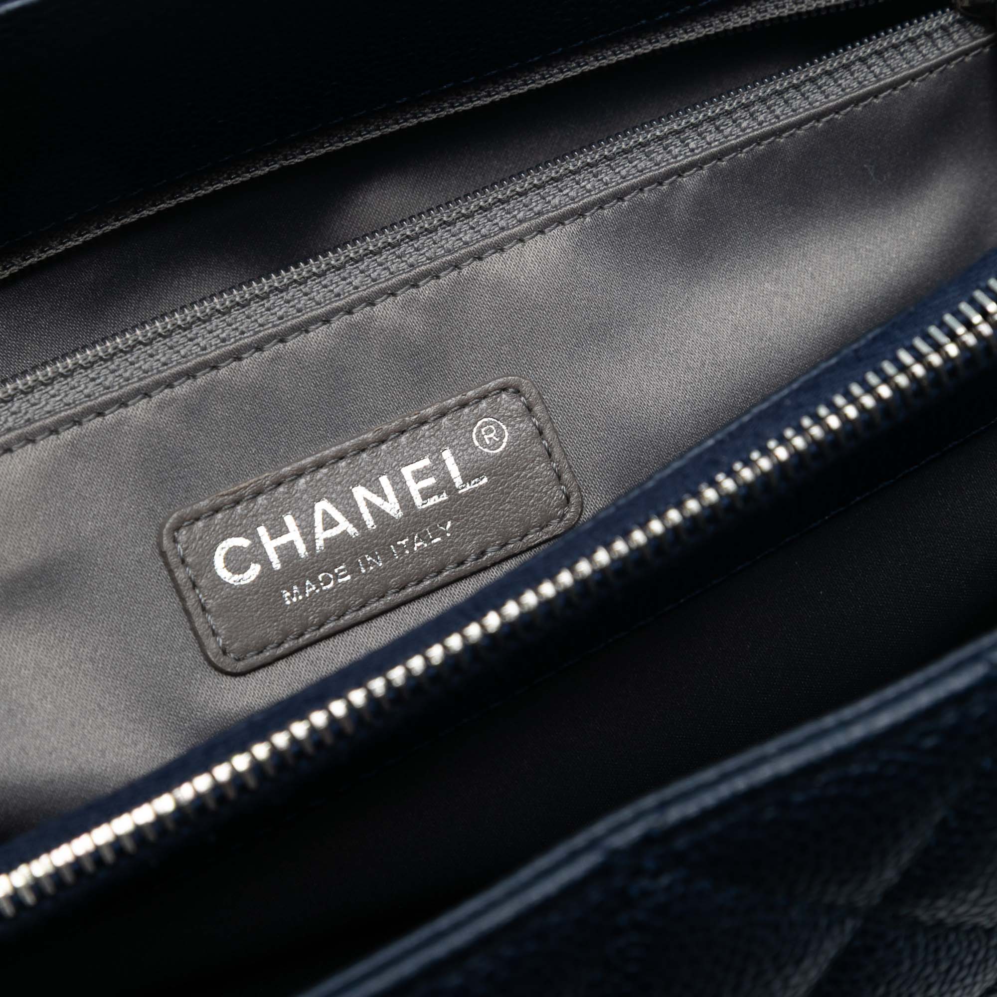 Chanel Caviar Grand Shopping Tote - image 5