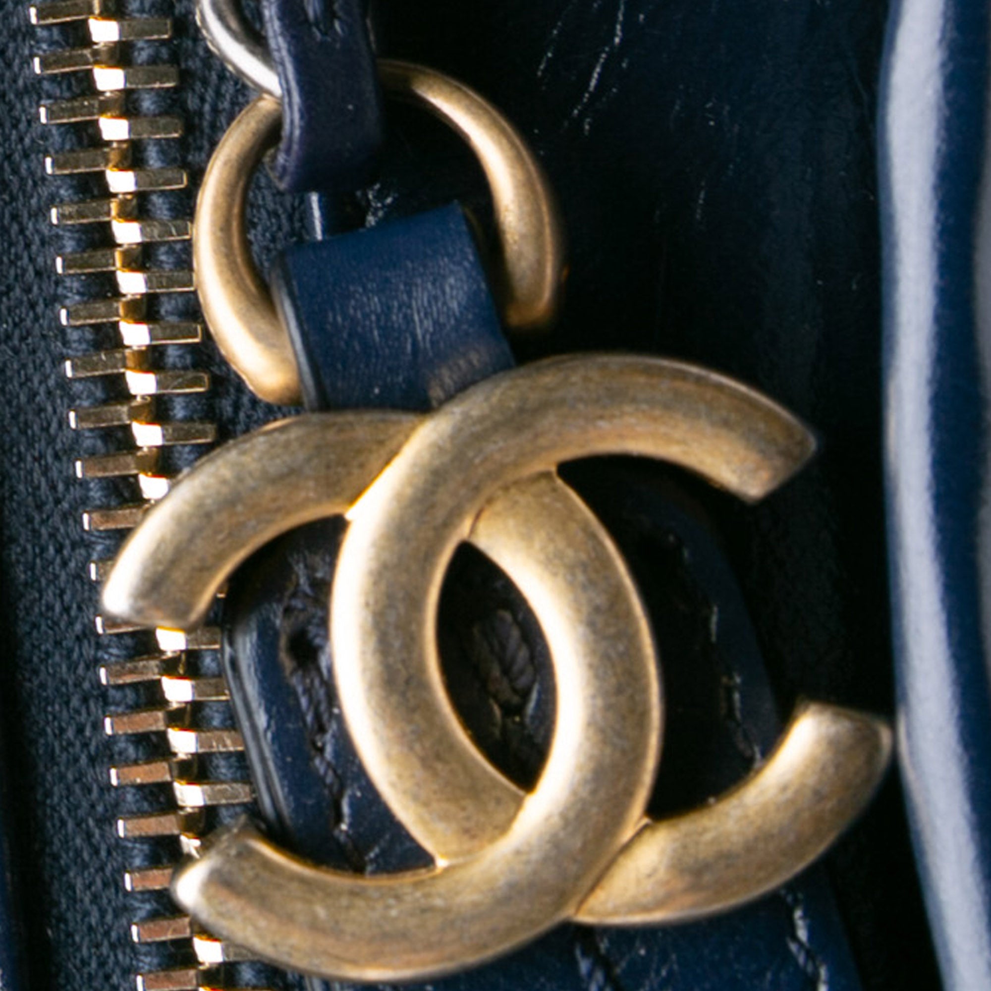 Chanel Small Rattan Gabrielle Crossbody - image 10