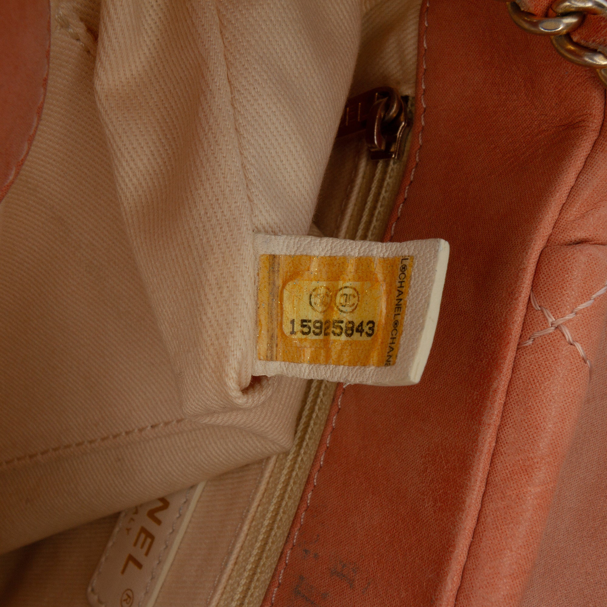 Chanel Small Aged Calfskin Chic Quilt Flap - image 6