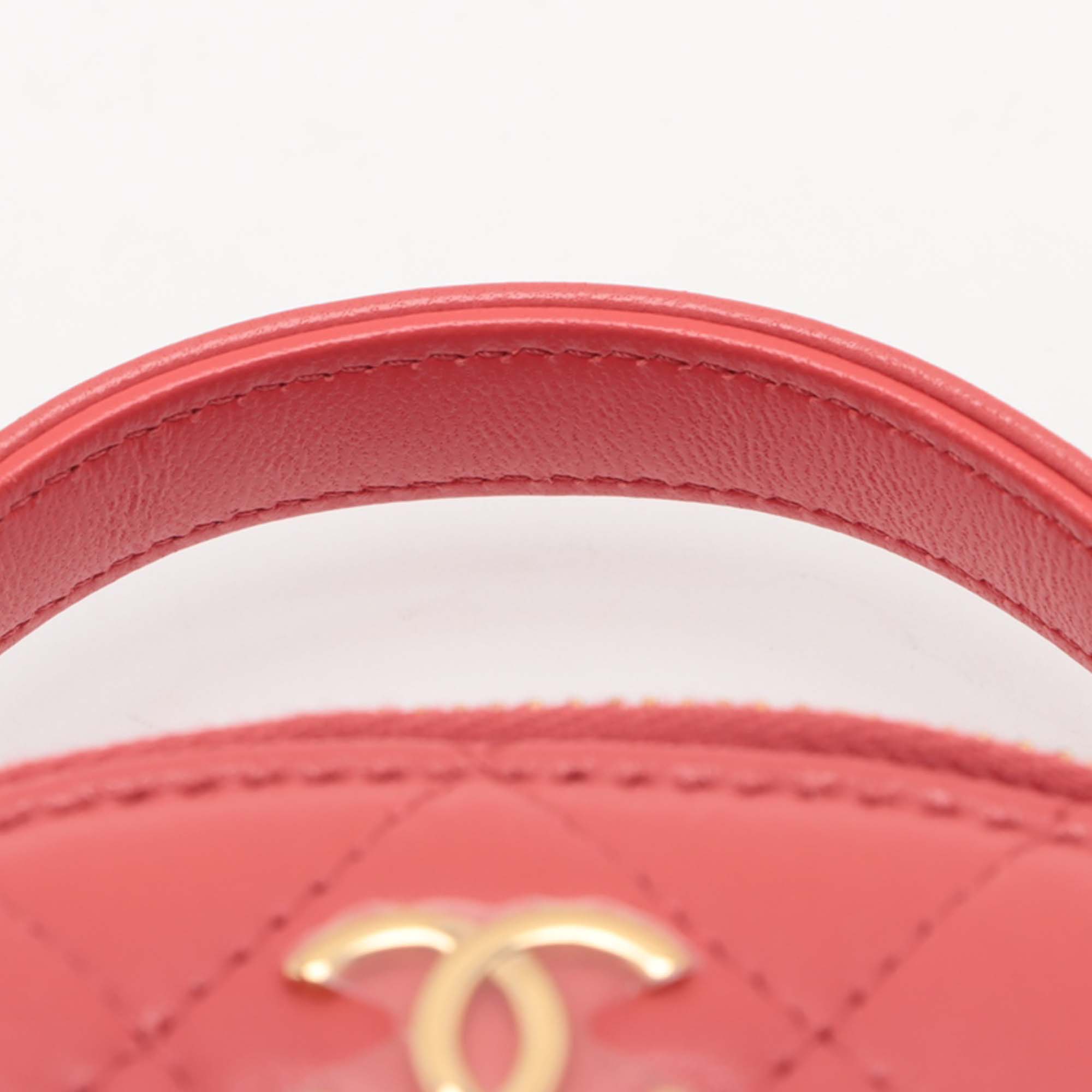 Chanel Quilted Lambskin Chic Riviera Top Handle Vanity Case - image 8
