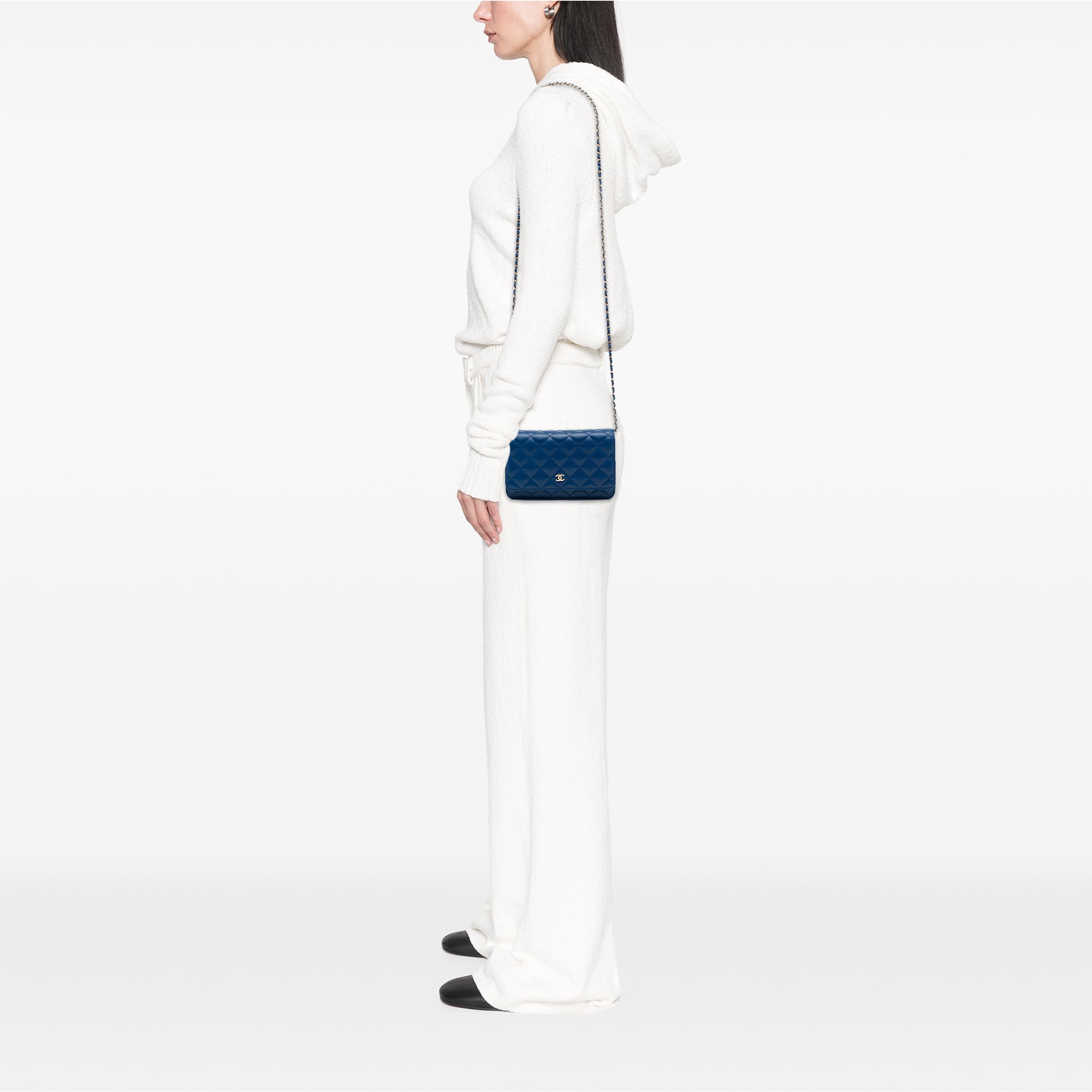 Chanel CC Quilted Lambskin Wallet On Chain - image 6