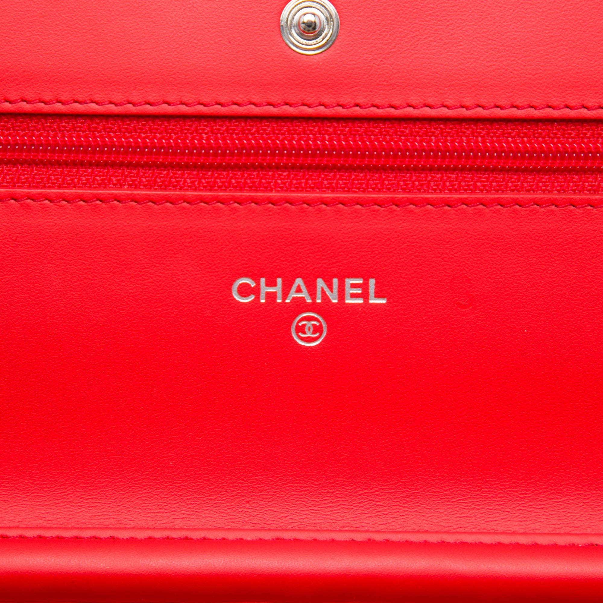 Chanel CC Striped Patent Wallet On Chain - image 5