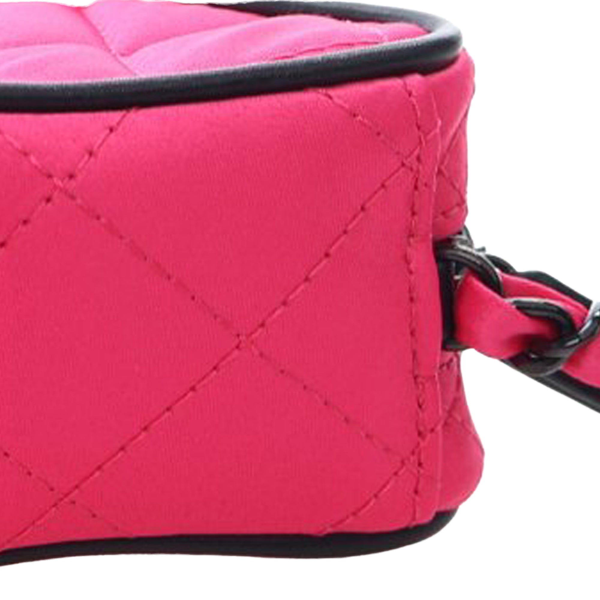 Chanel Quilted Satin Walk Of Fame Star Crossbody - image 11