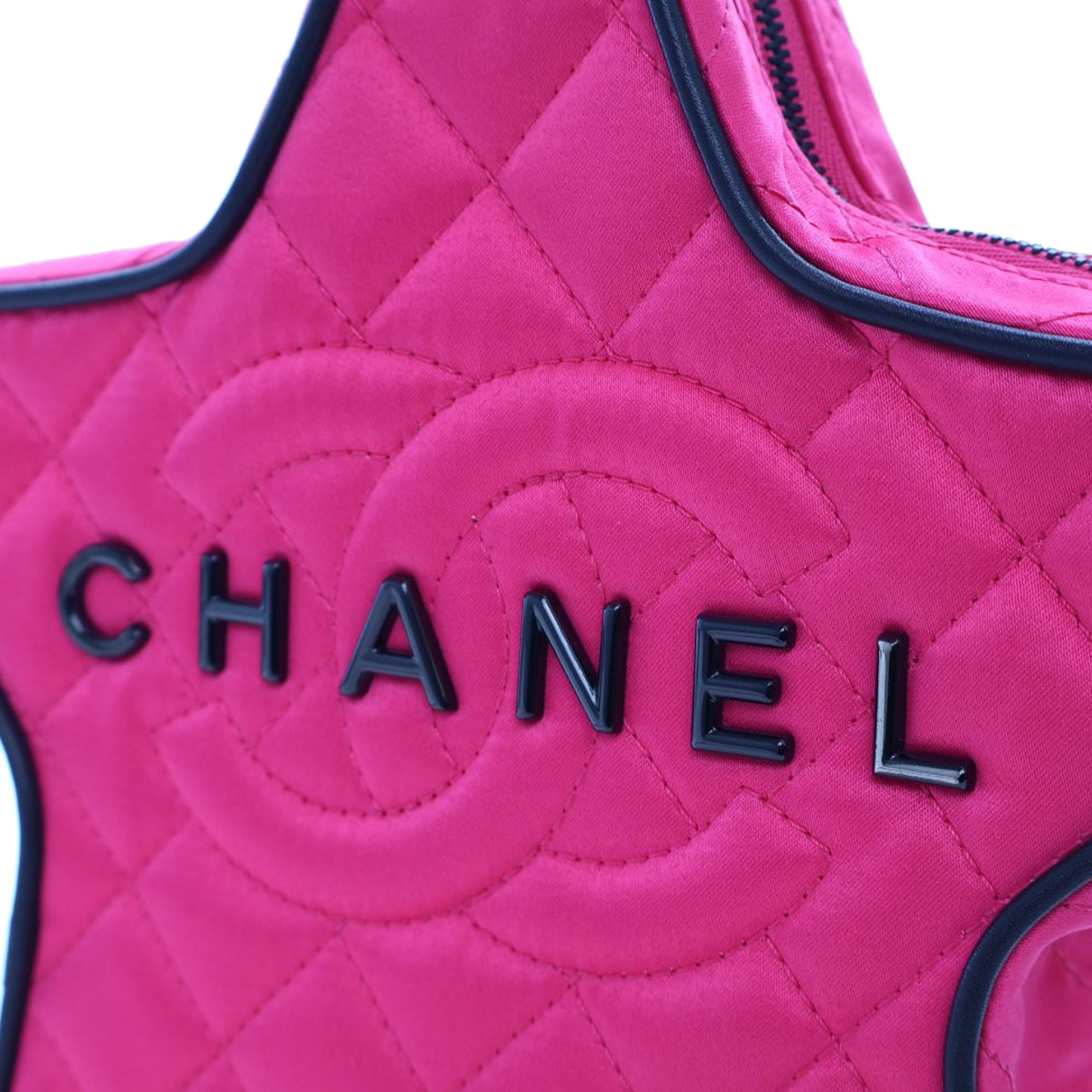 Chanel Quilted Satin Walk Of Fame Star Crossbody - image 6