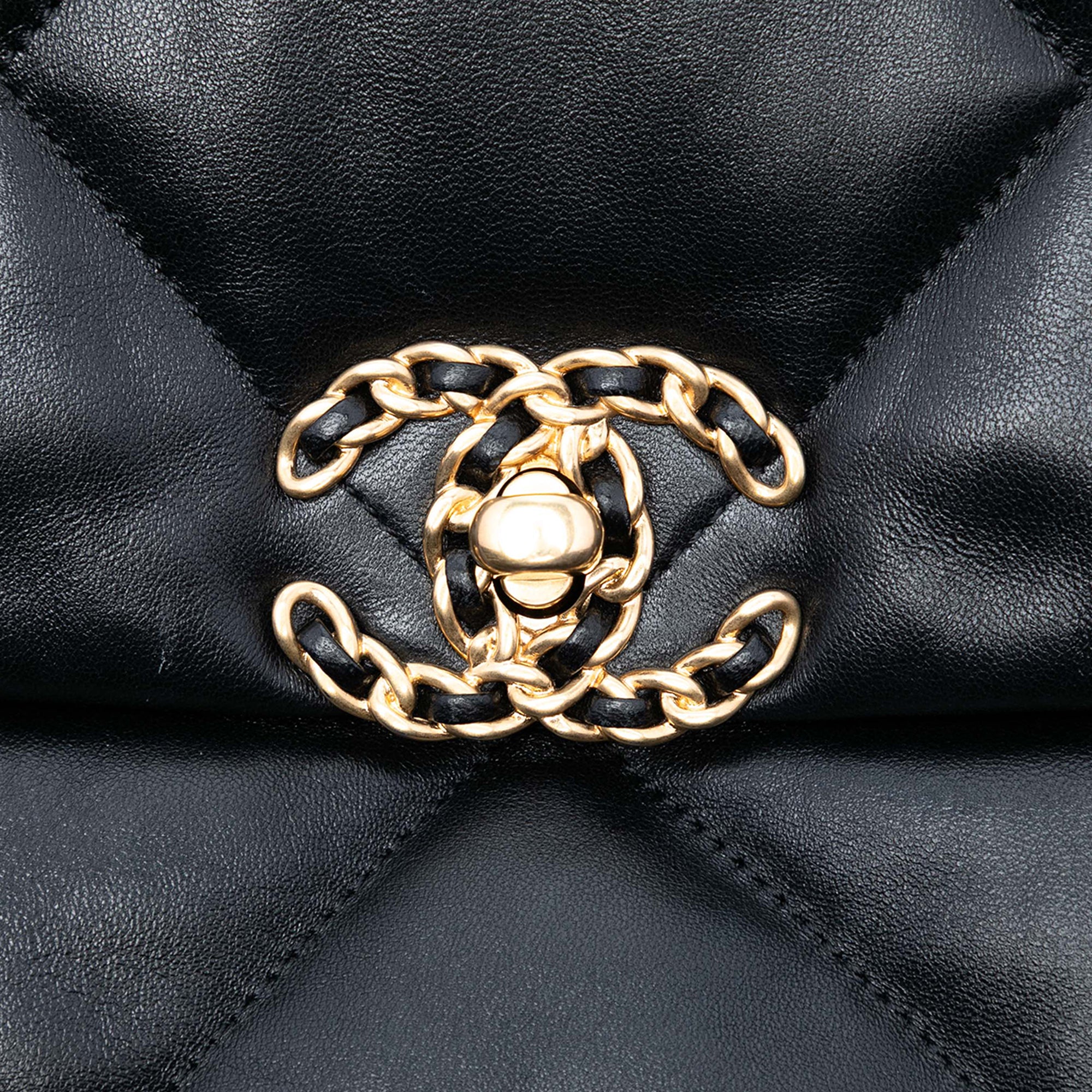 Chanel Maxi Lambskin 19 Flap - image 5