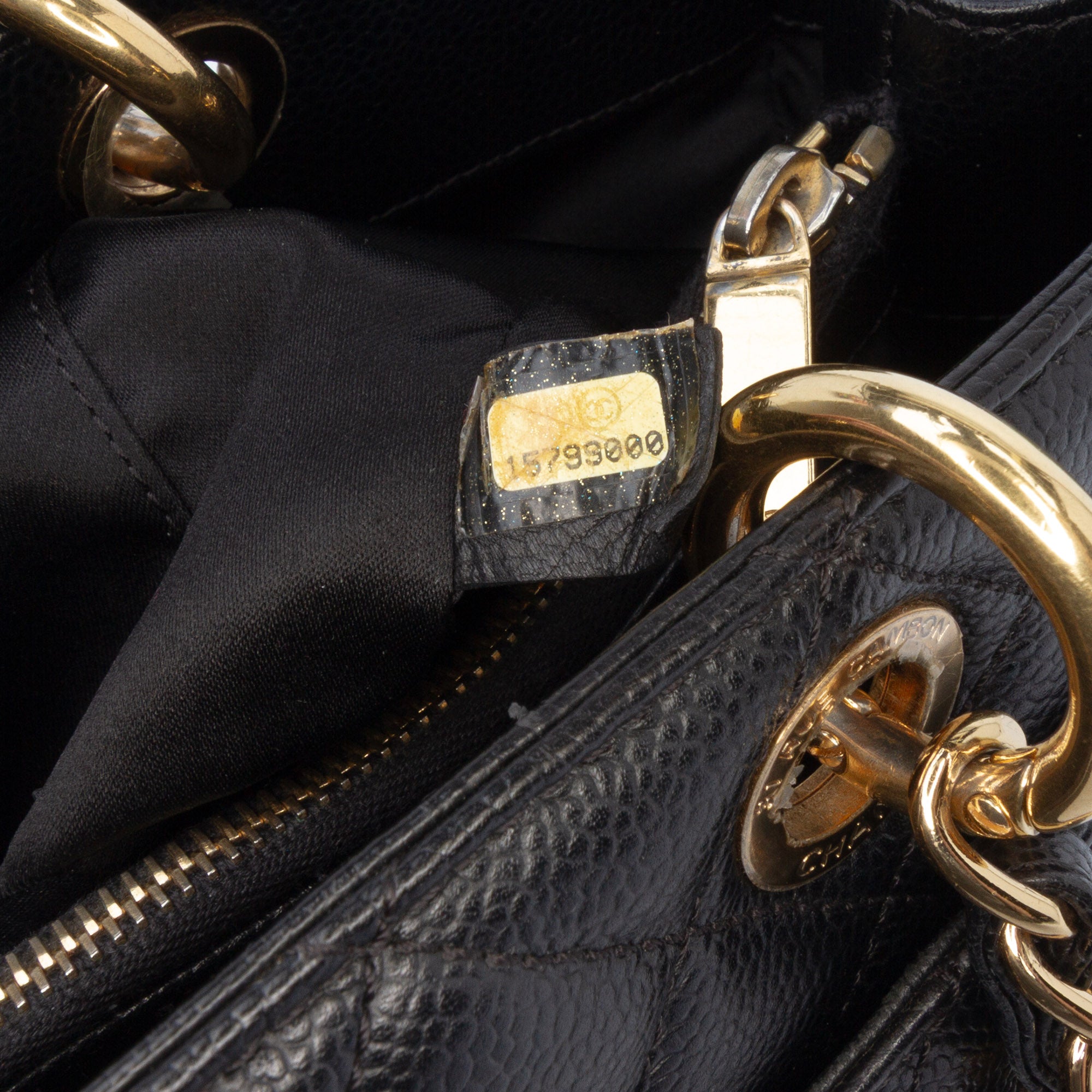 Chanel Caviar Grand Shopping Tote - image 6