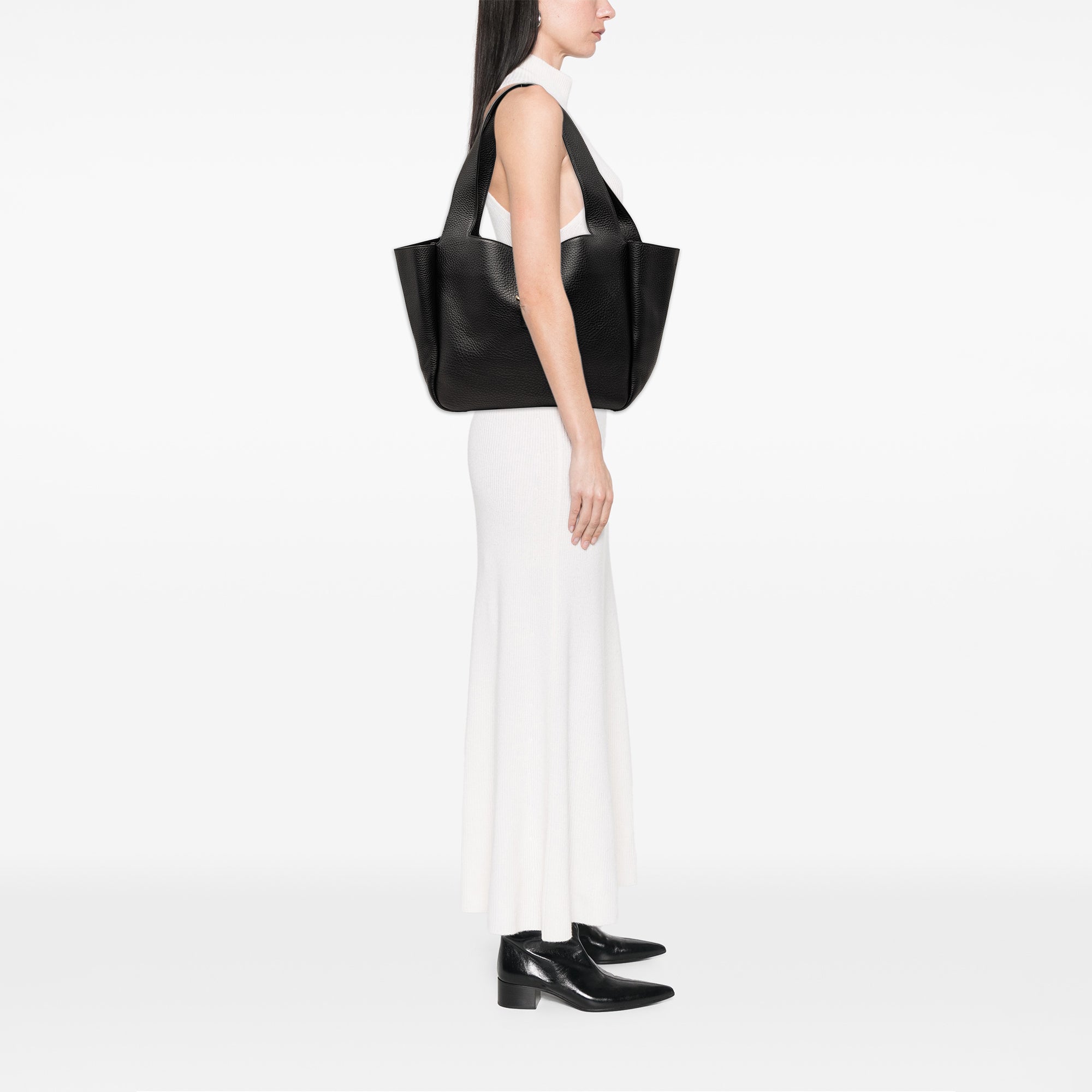 Saint Laurent Grained Deerskin Le 5 a 7 Bea Tote - image 7