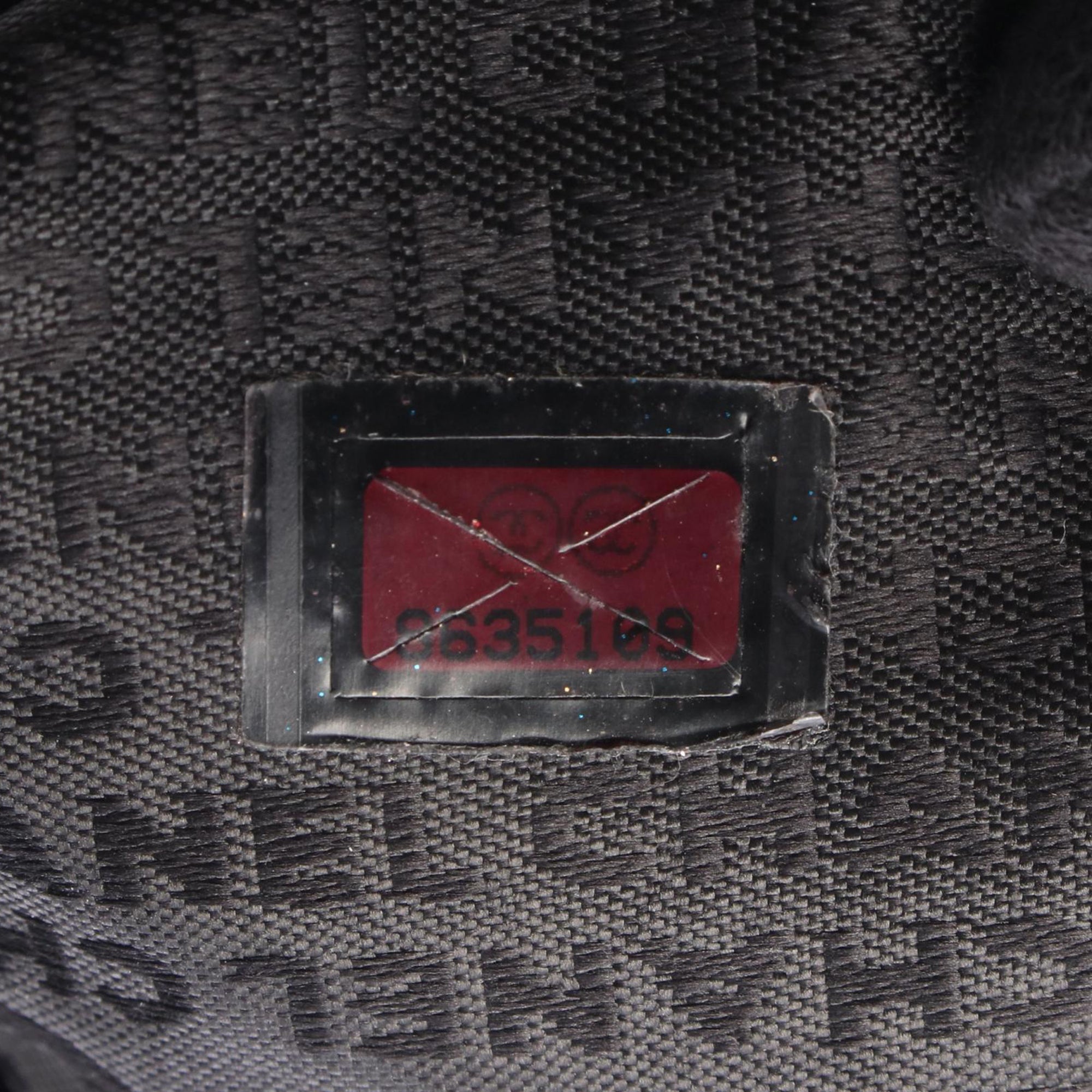 Chanel Lambskin Embossed Camellia Logo Tote - image 5