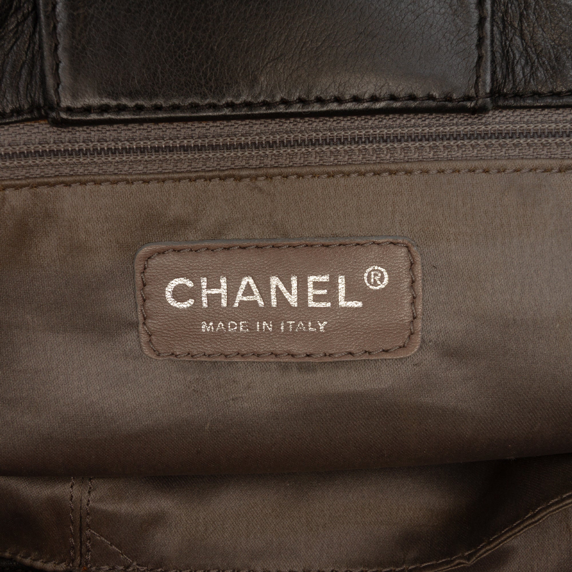 Chanel Calfskin Modern Chain Rhodoid Flap - image 5