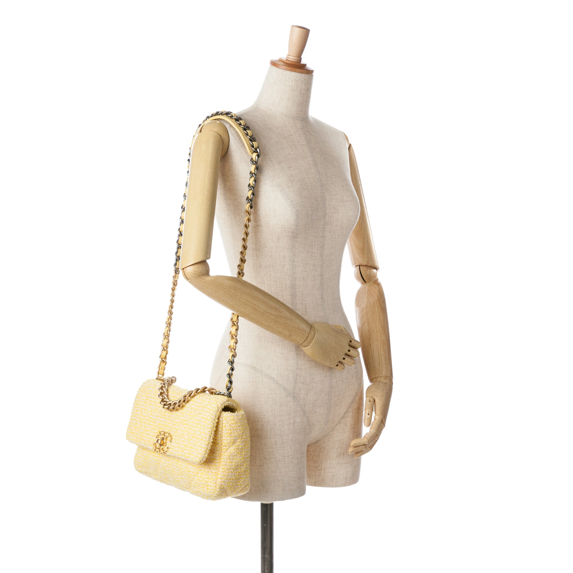 Chanel Medium Tweed 19 Flap - image 7