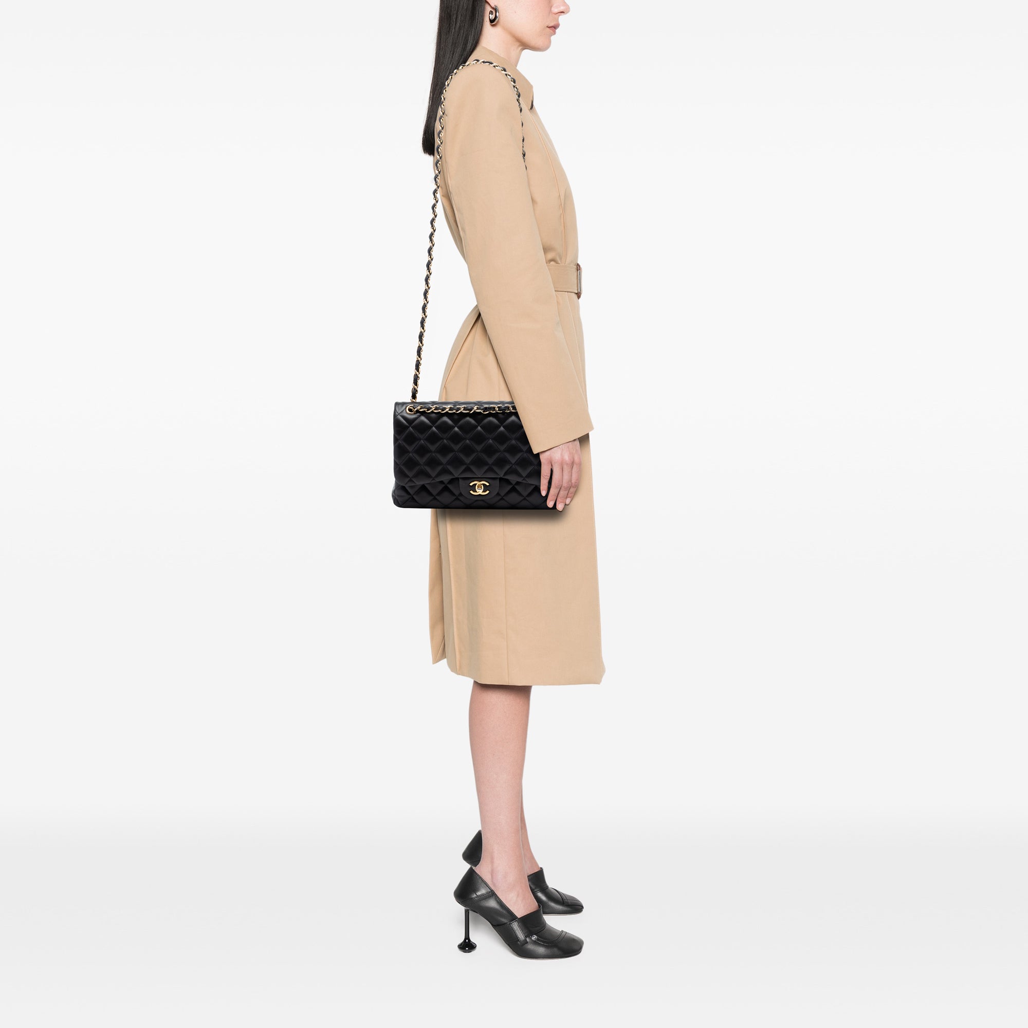 Chanel Jumbo Classic Lambskin Double Flap - image 6