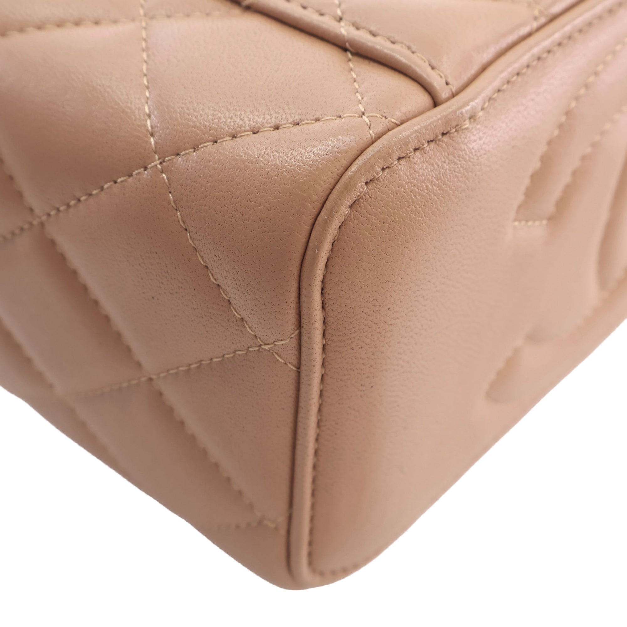 Chanel Small CC Quilted Lambskin Top Handle Vanity Case with Chain - image 7