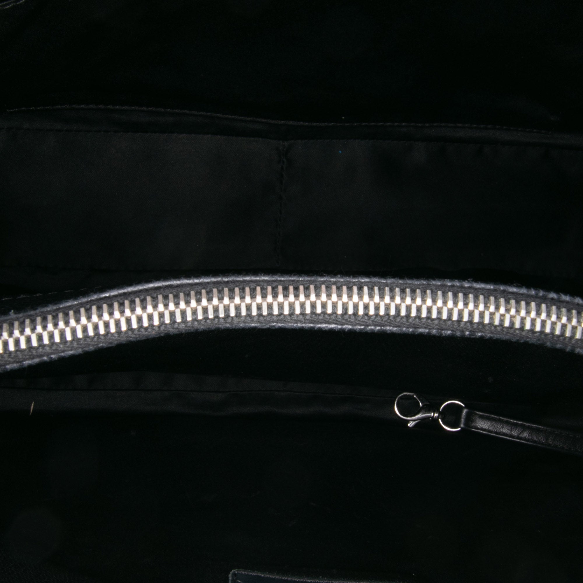 Chanel Caviar Grand Shopping Tote - image 4