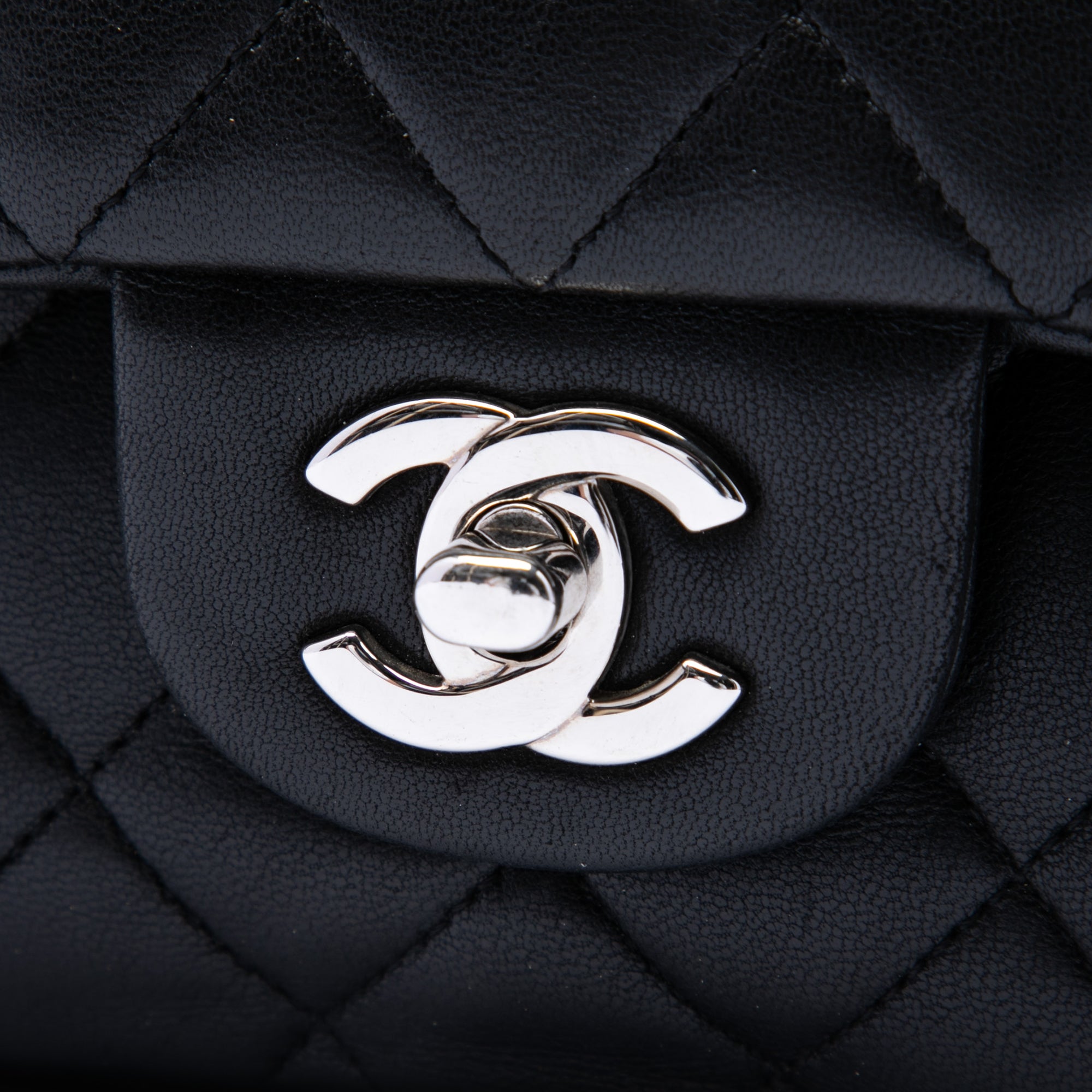 Chanel Medium Classic Lambskin Double Flap - image 5