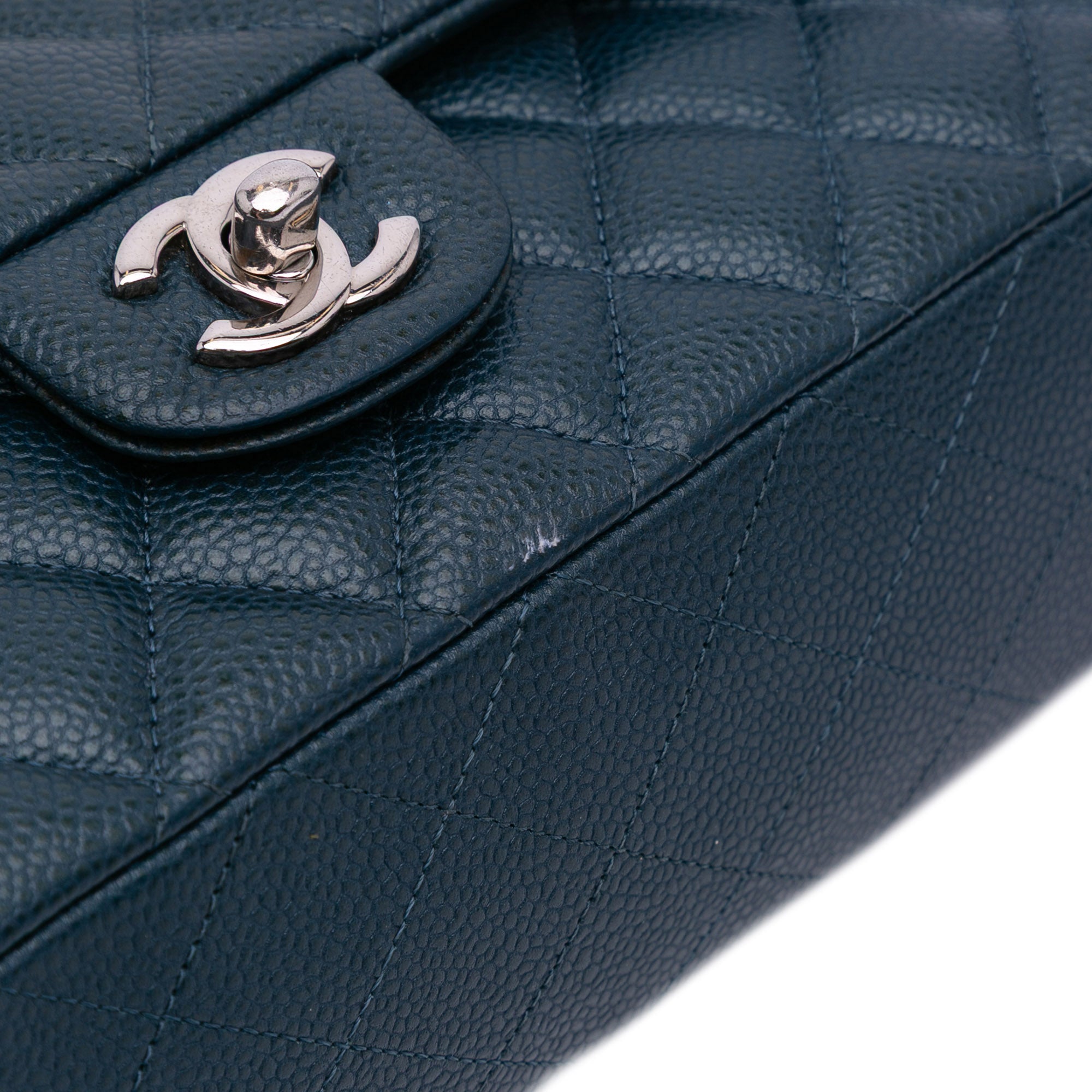 Chanel Medium Classic Caviar Double Flap - image 9