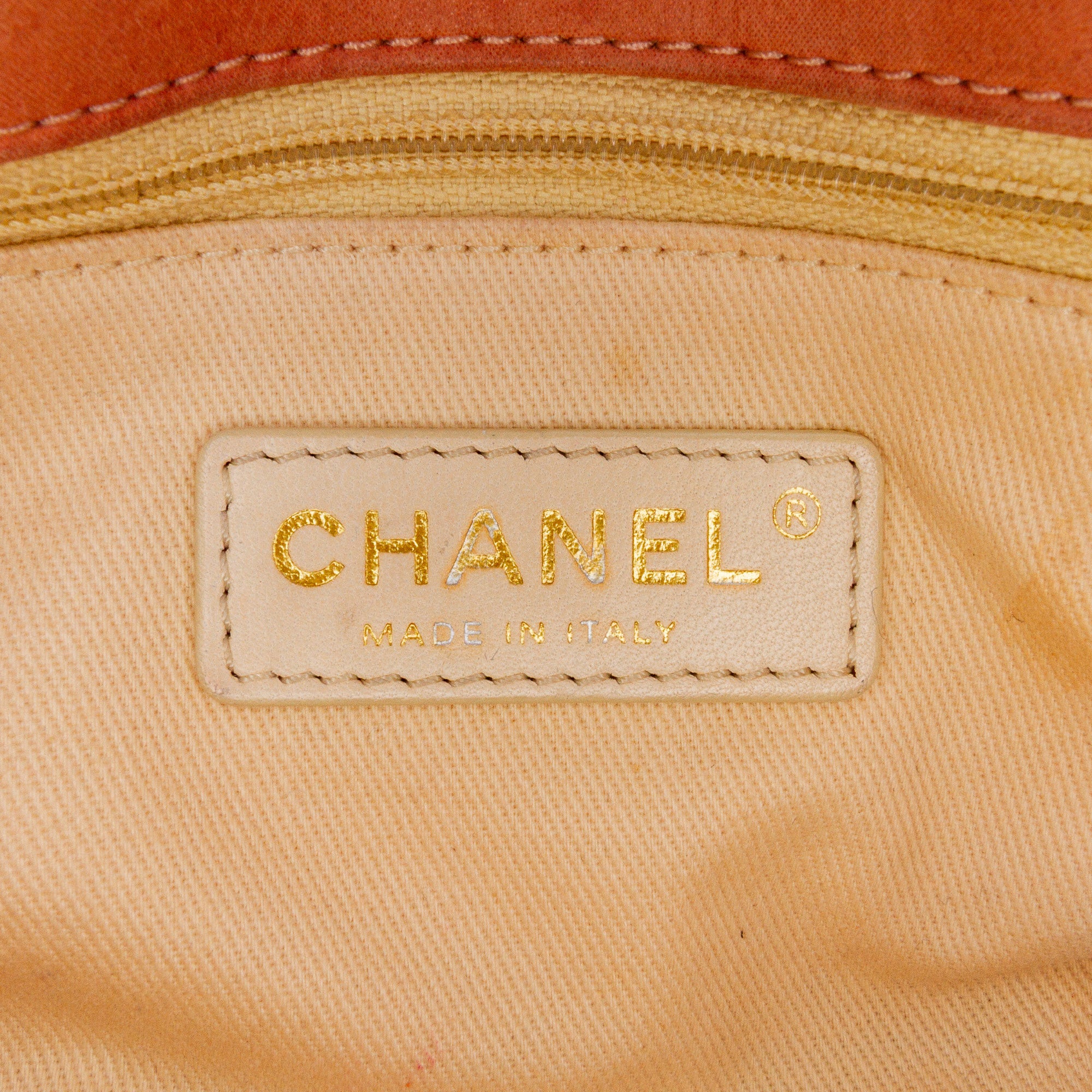 Chanel Small Aged Calfskin Chic Quilt Flap - image 7