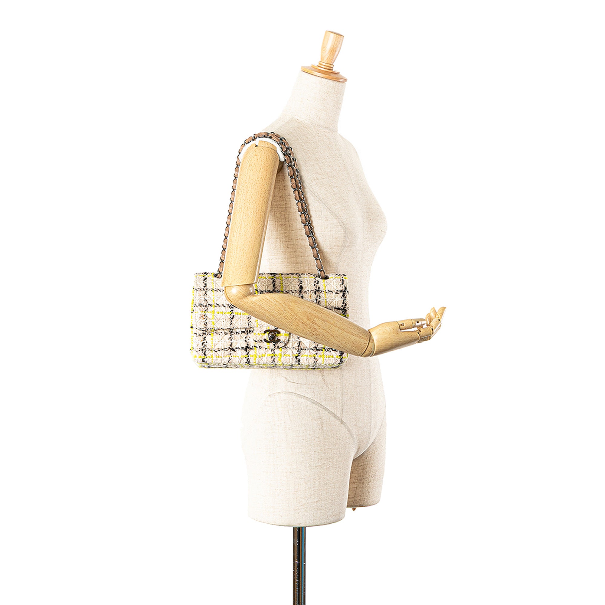 Chanel Medium Classic Tweed Double Flap - image 16