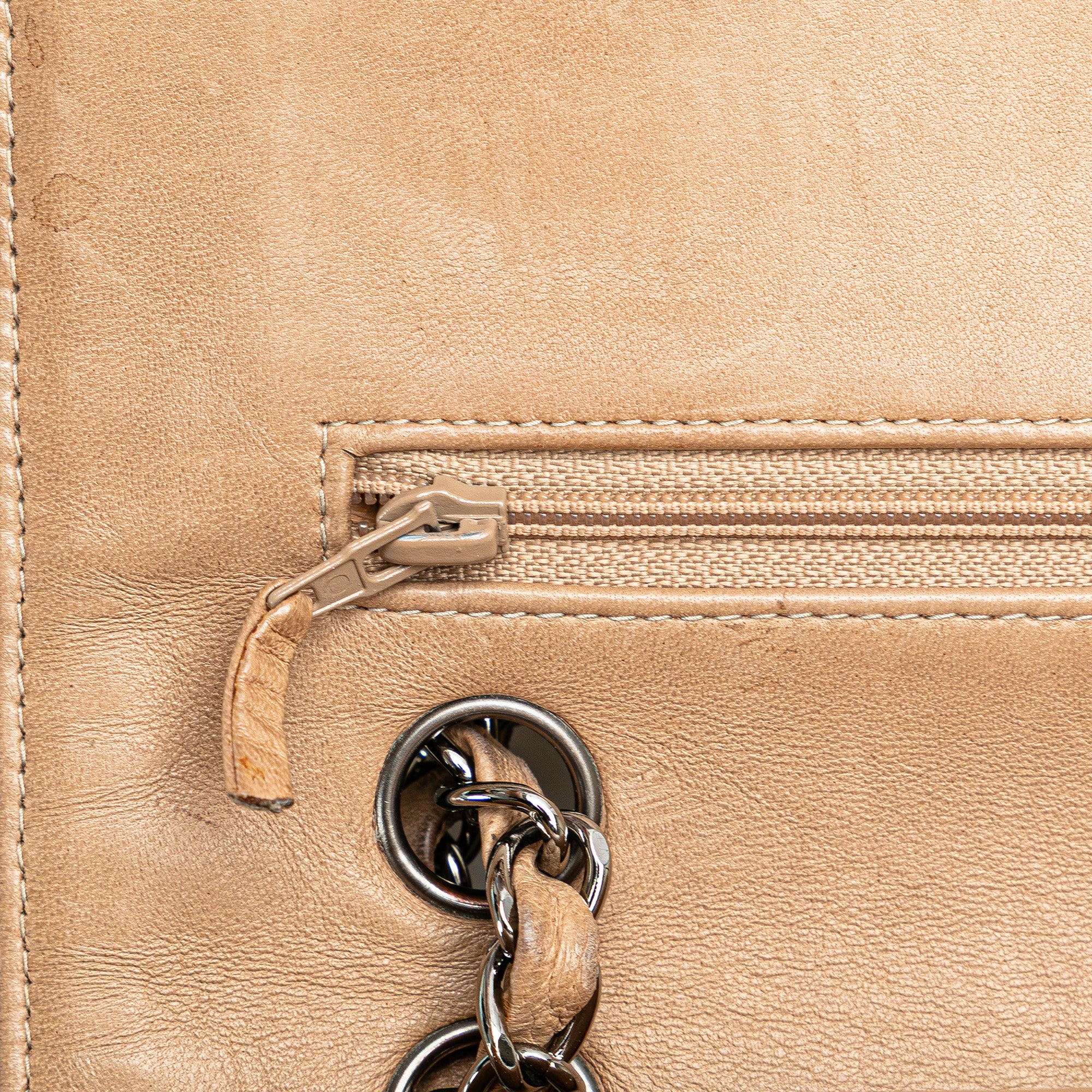 Chanel Medium Classic Tweed Double Flap - image 8
